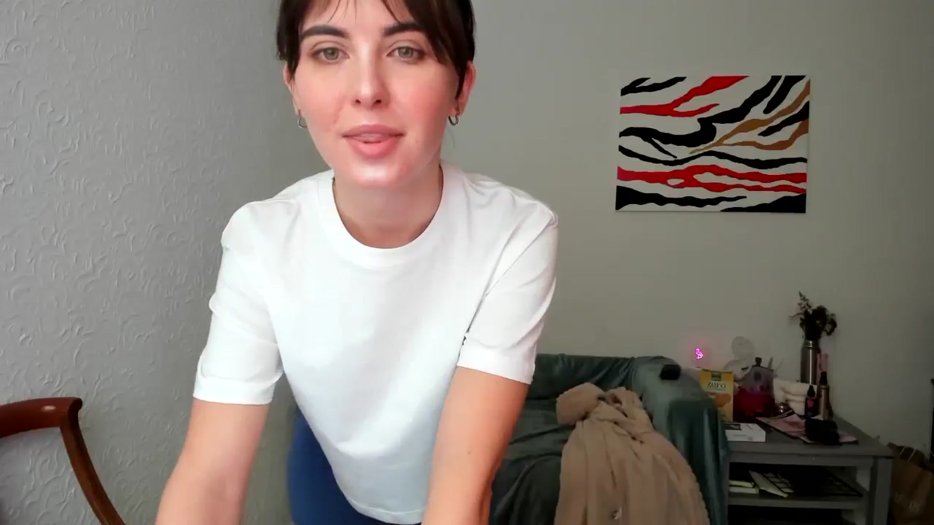 Gallery image thumbnail from AhahaGirl's myfreecams stream on, 03/26/2025, 14:49 image 4 of 20