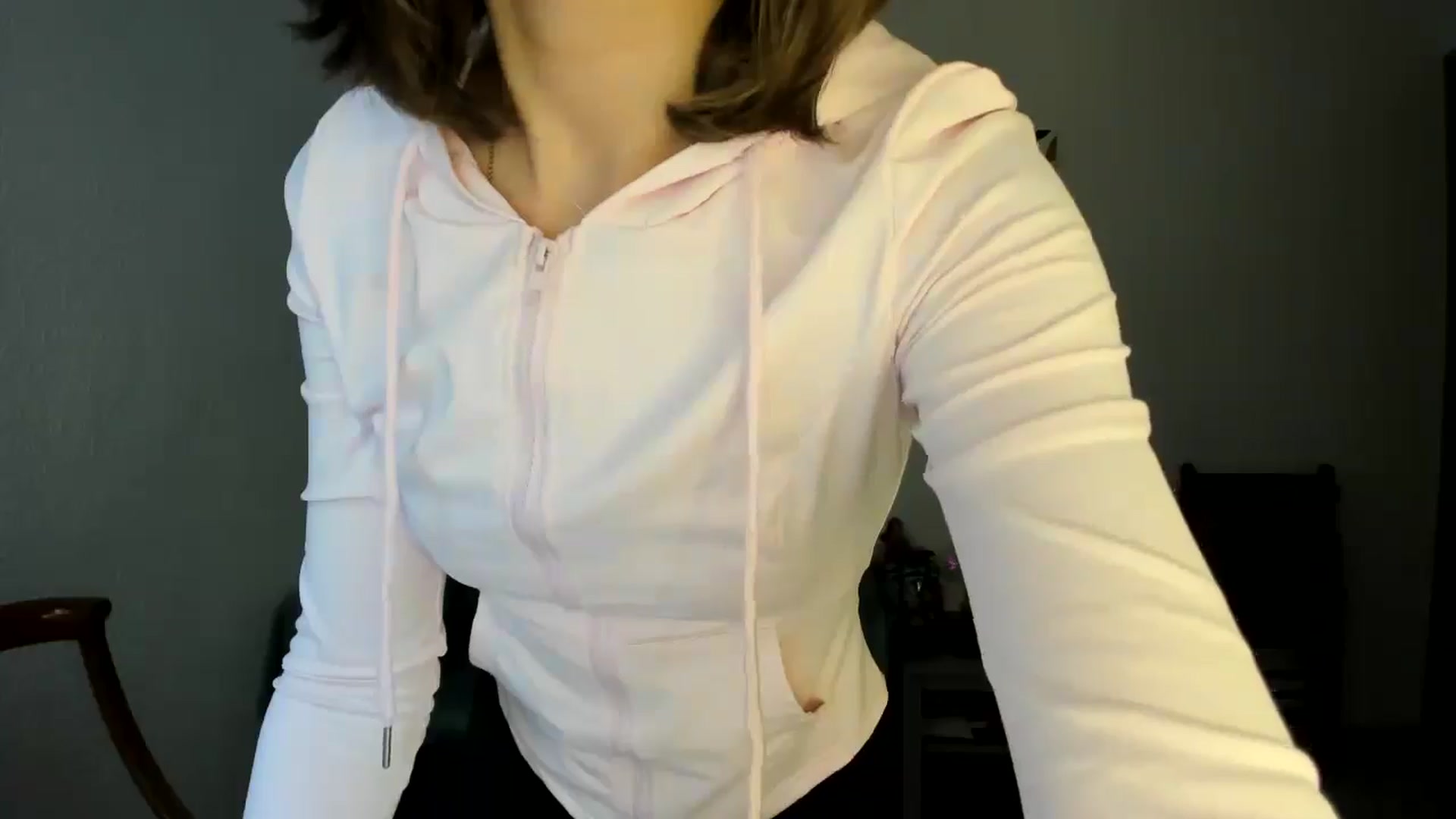 Gallery image thumbnail from AhahaGirl's myfreecams stream on, 04/01/2025, 15:49 image 3 of 20