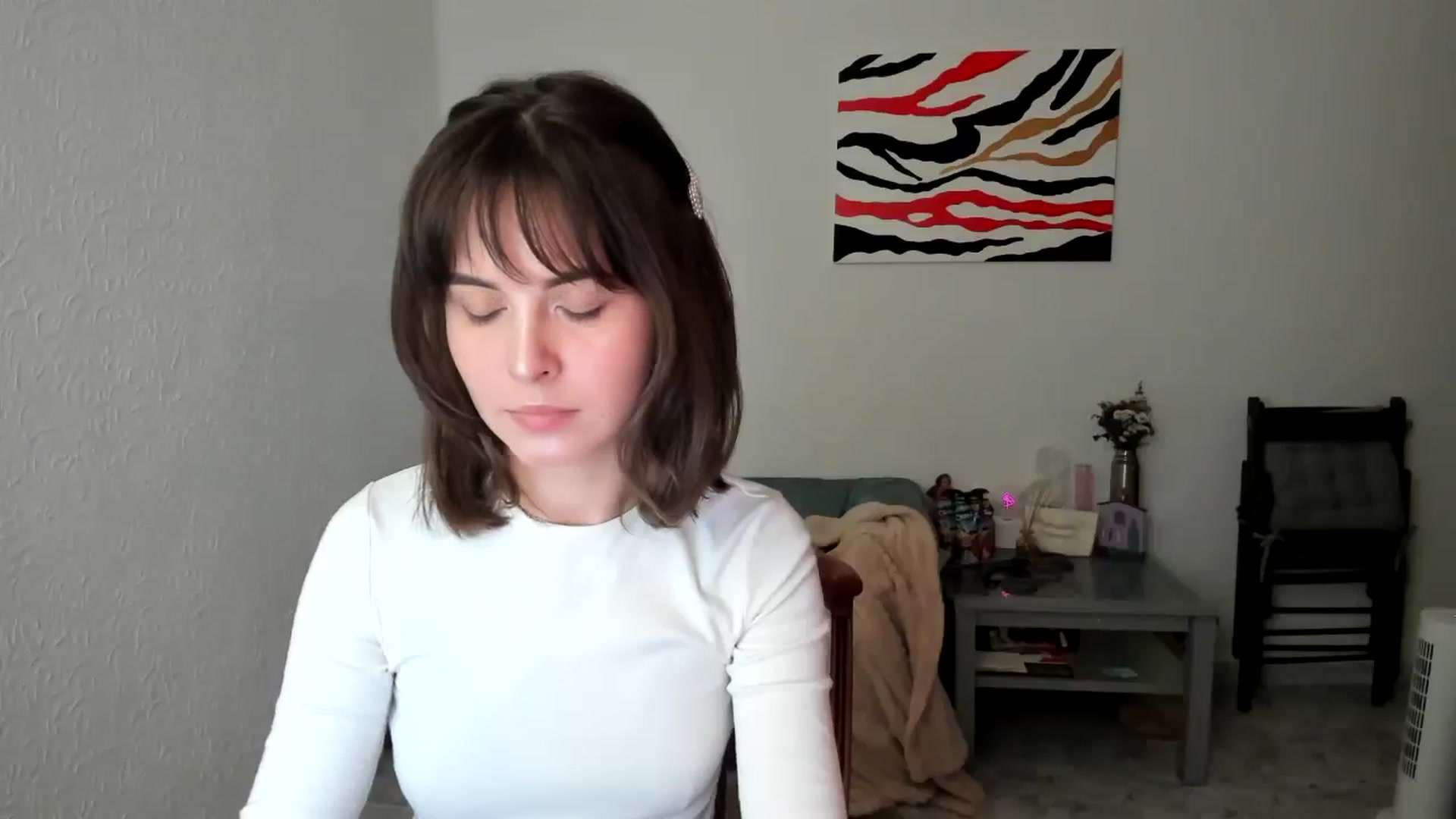 Gallery image thumbnail from AhahaGirl's myfreecams stream on, 04/03/2025, 13:39 image 17 of 20