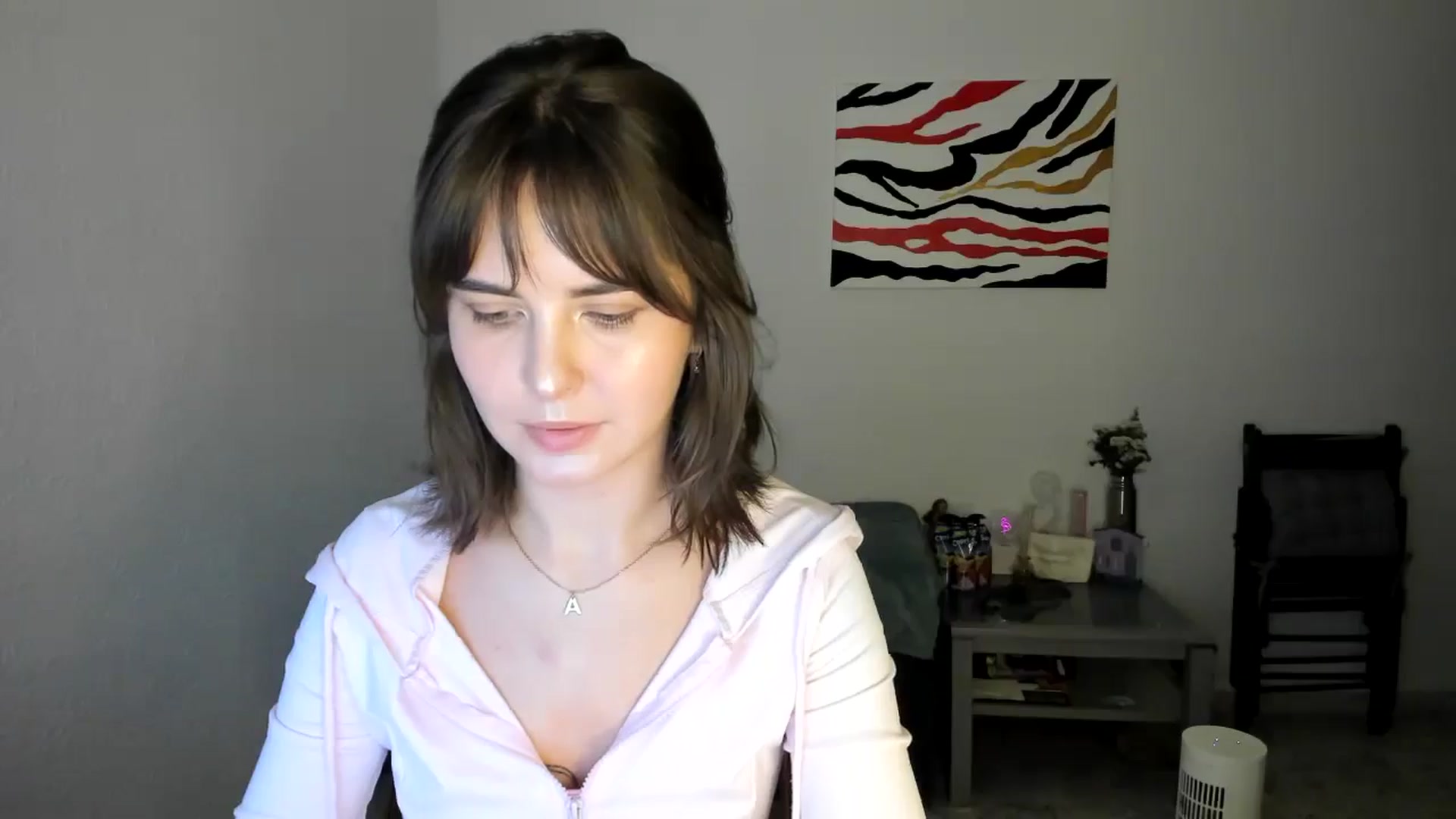 Gallery image thumbnail from AhahaGirl's myfreecams stream on, 04/04/2025, 17:39 image 16 of 20