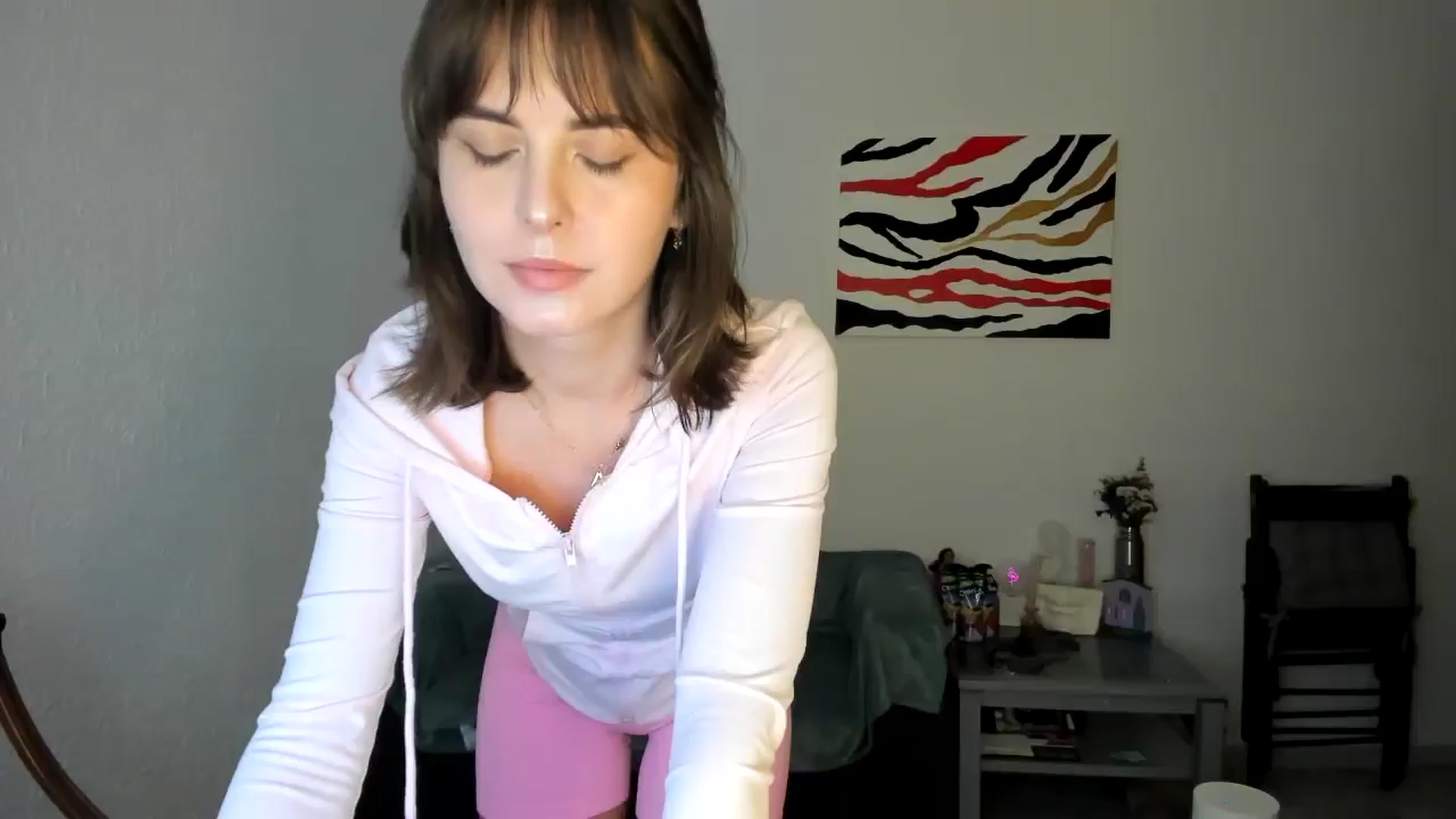 Gallery image thumbnail from AhahaGirl's myfreecams stream on, 04/04/2025, 17:39 image 1 of 20