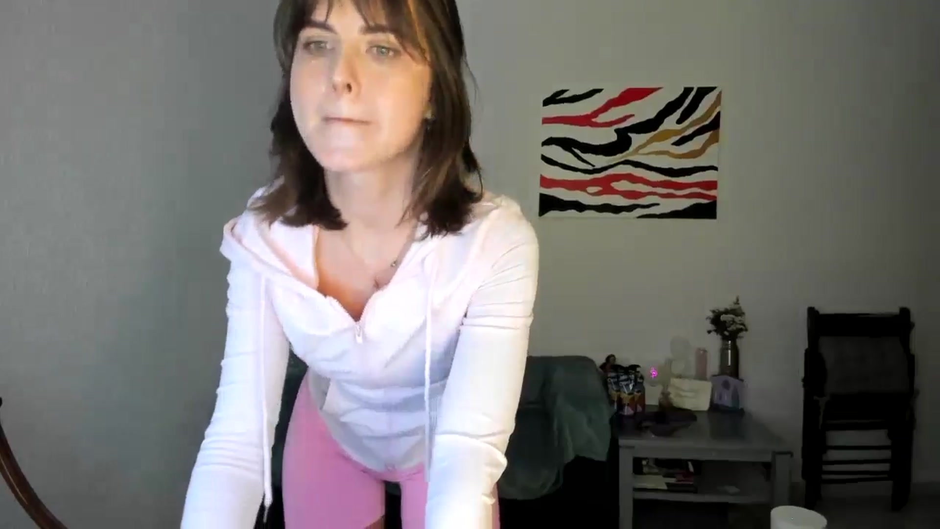 Gallery image thumbnail from AhahaGirl's myfreecams stream on, 04/04/2025, 17:39 image 2 of 20