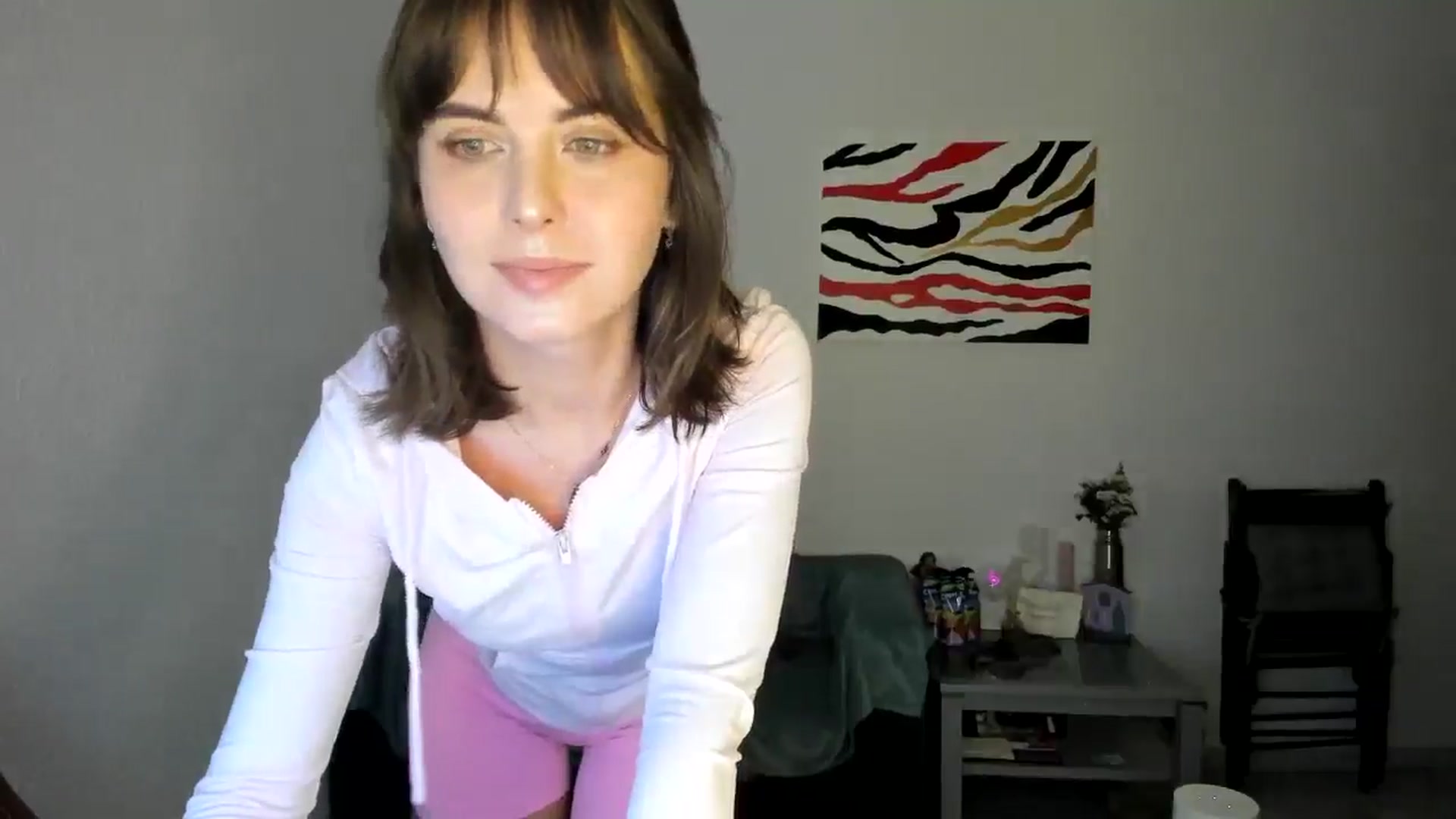 Gallery image thumbnail from AhahaGirl's myfreecams stream on, 04/04/2025, 17:39 image 5 of 20