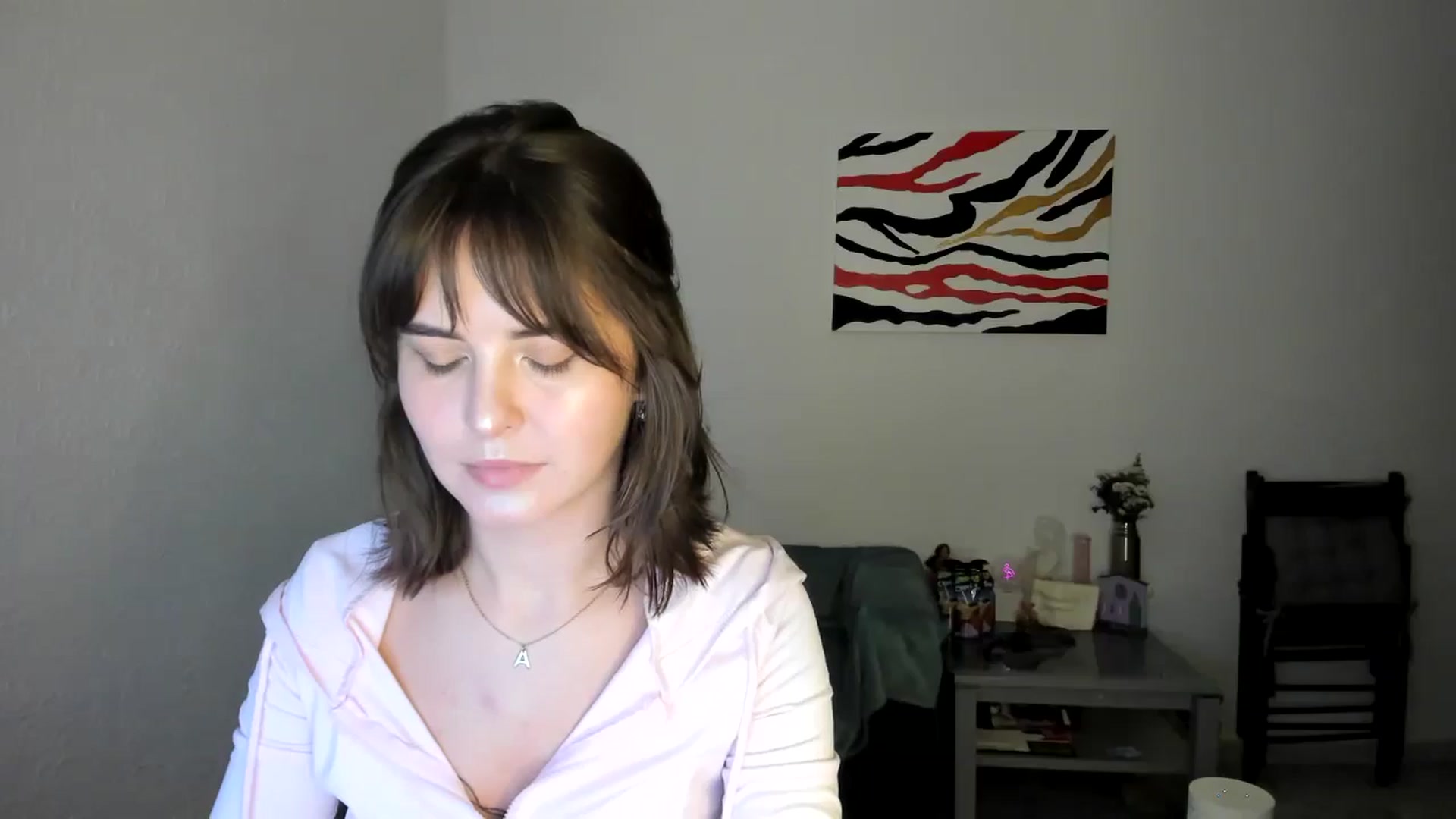 Gallery image thumbnail from AhahaGirl's myfreecams stream on, 04/04/2025, 17:39 image 19 of 20