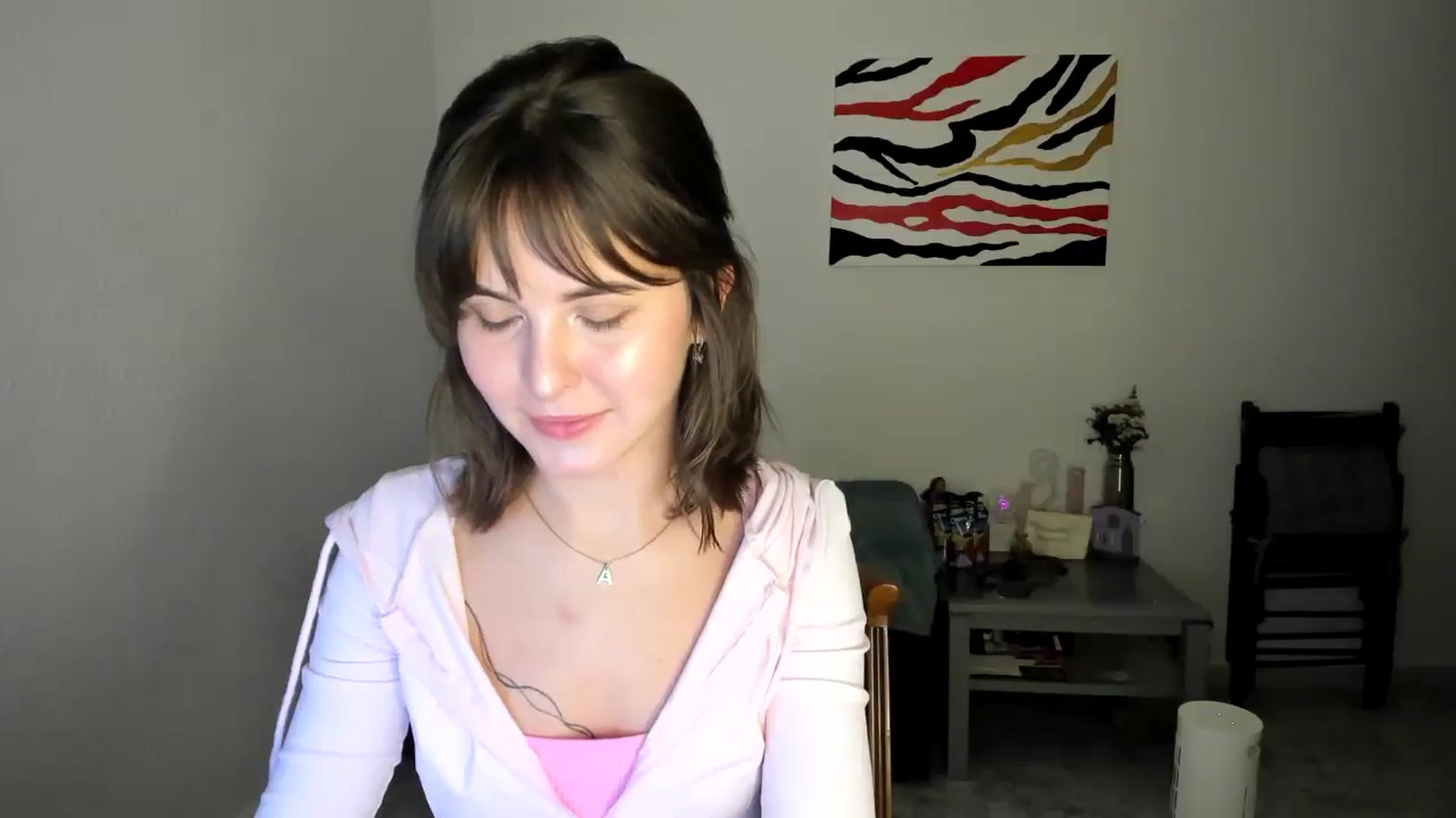 Gallery image thumbnail from AhahaGirl's myfreecams stream on, 04/04/2025, 18:58 image 13 of 20