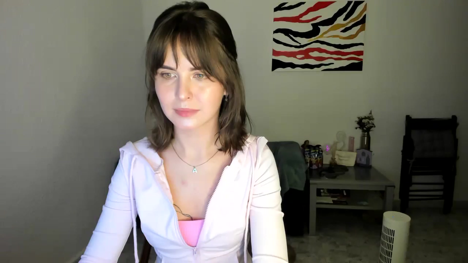Gallery image thumbnail from AhahaGirl's myfreecams stream on, 04/04/2025, 18:58 image 7 of 20