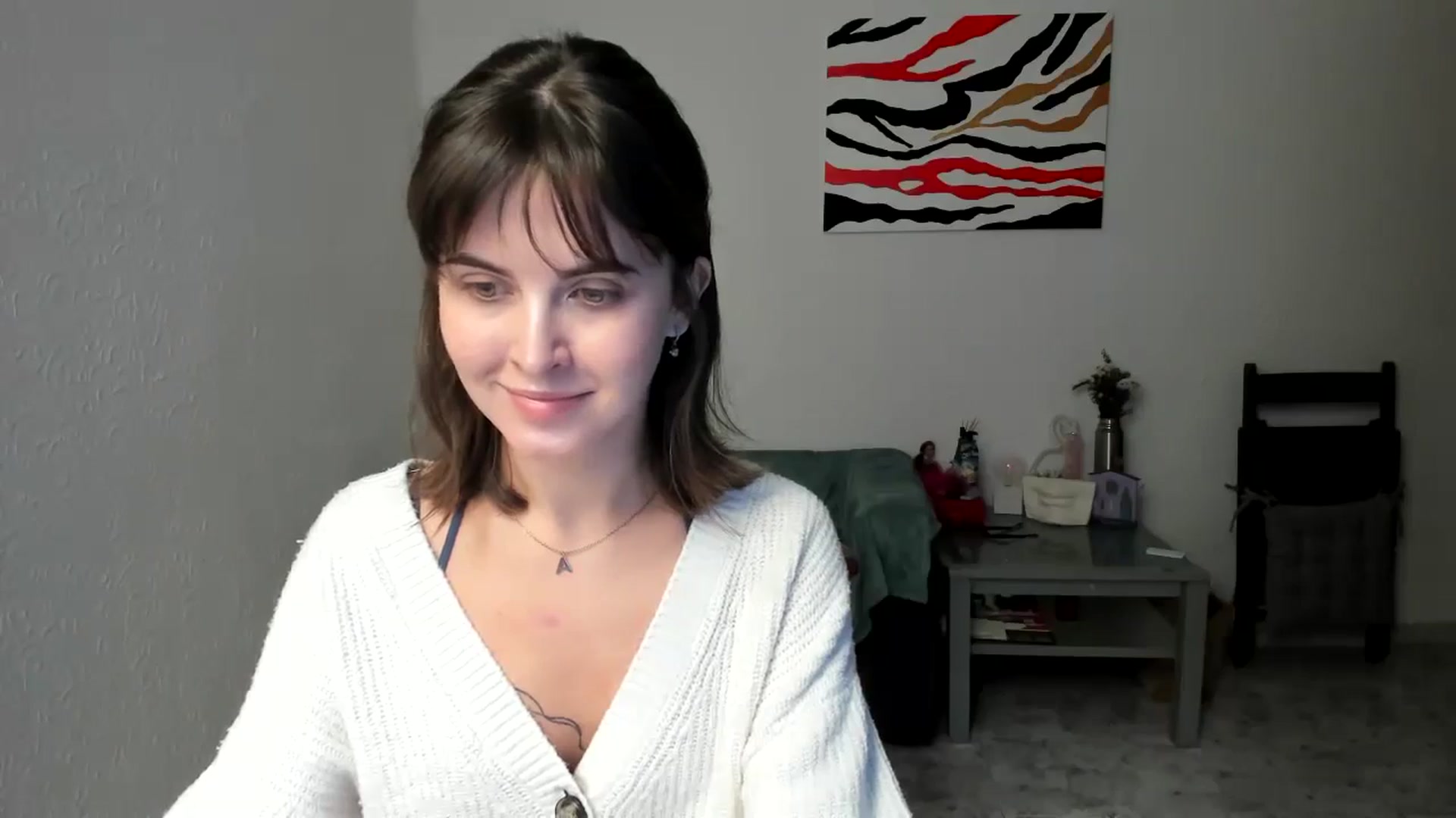Gallery image thumbnail from AhahaGirl's myfreecams stream on, 04/07/2025, 13:41 image 12 of 20