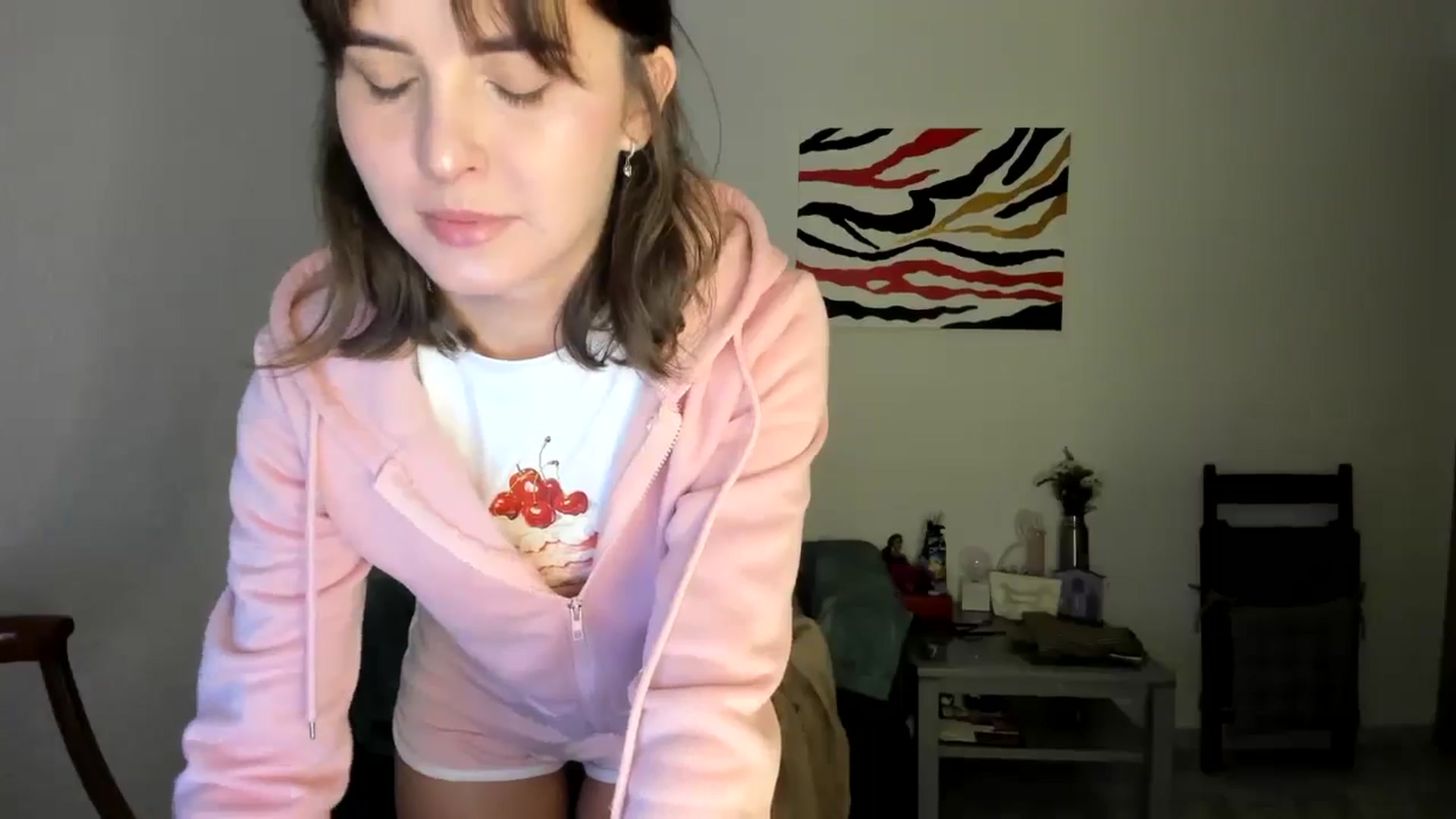Gallery image thumbnail from AhahaGirl's myfreecams stream on, 04/08/2025, 18:55 image 5 of 20