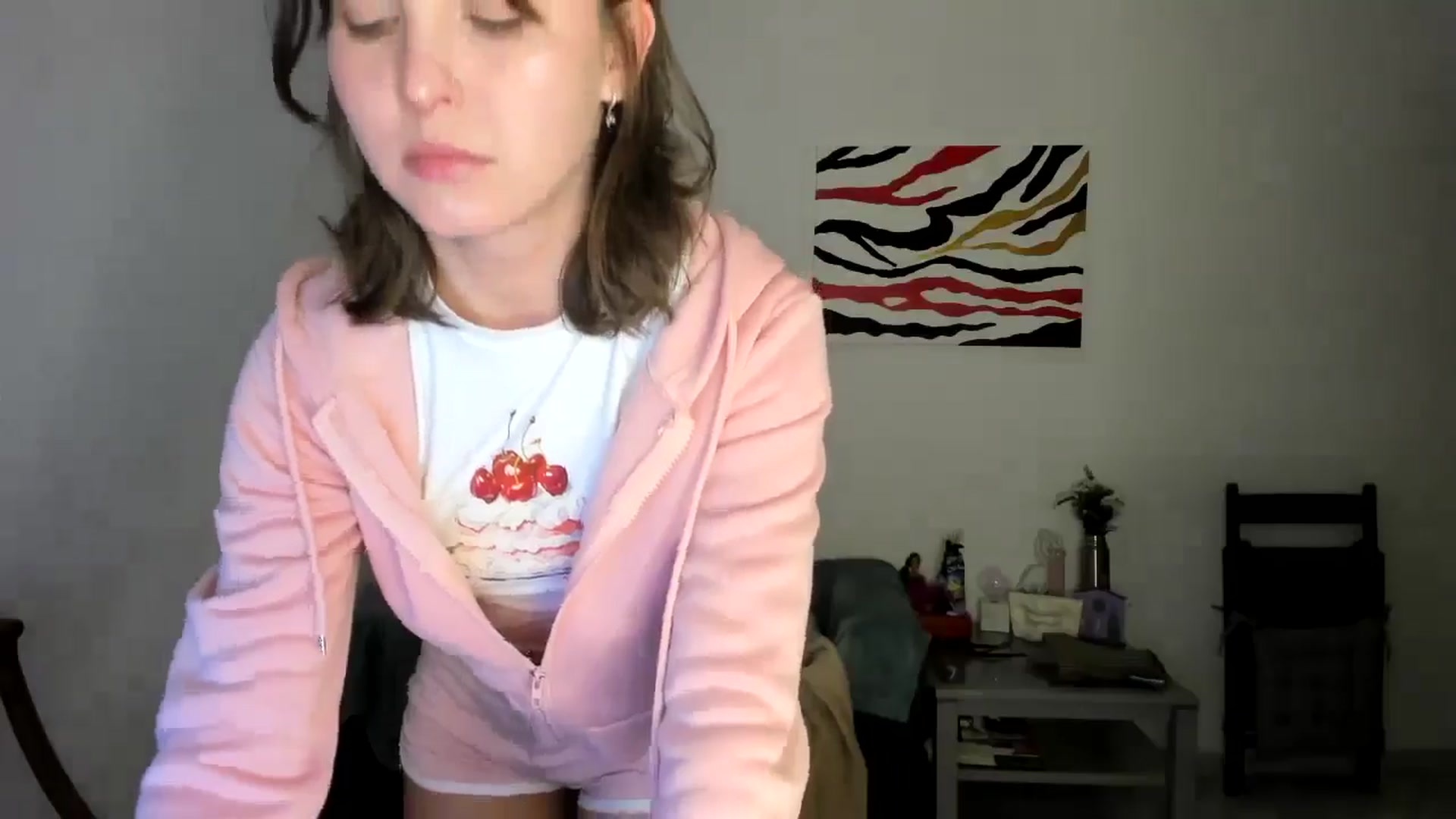 Gallery image thumbnail from AhahaGirl's myfreecams stream on, 04/08/2025, 19:36 image 12 of 20