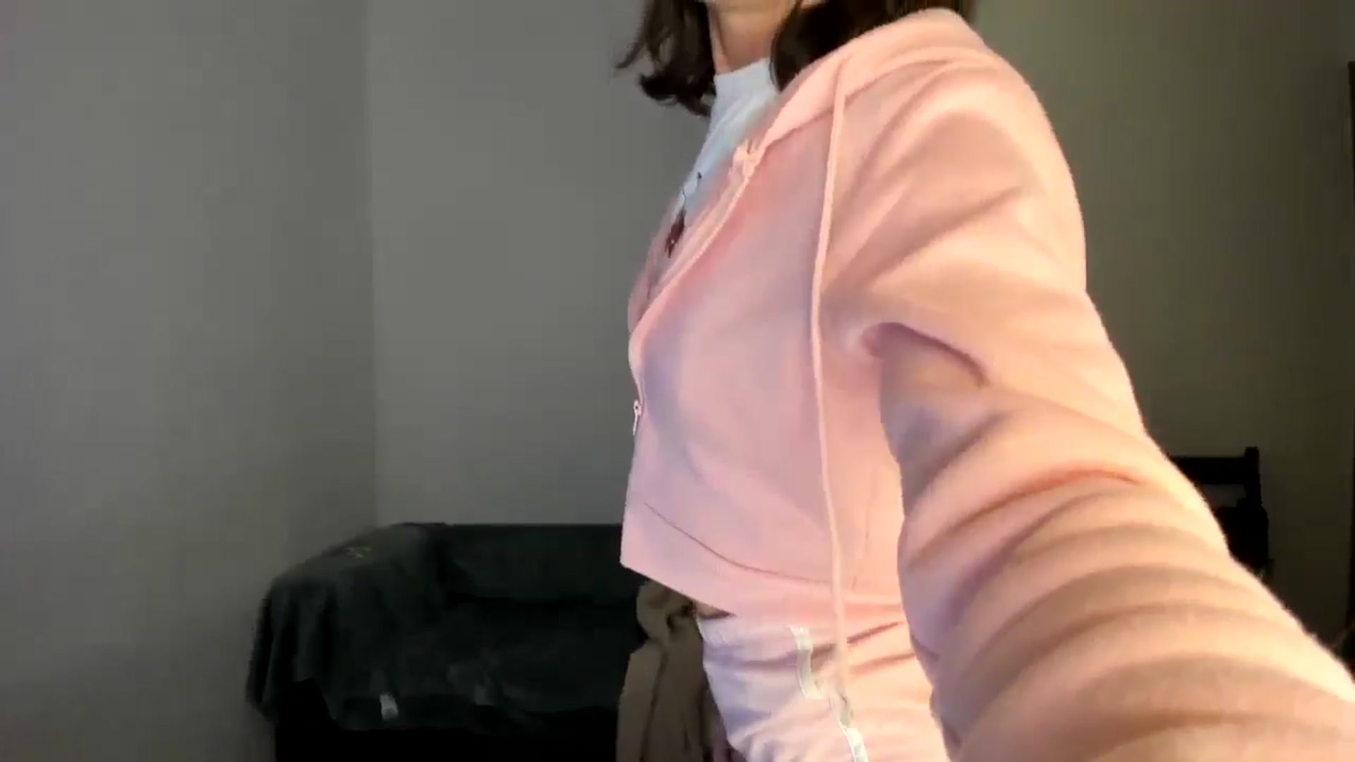 Gallery image thumbnail from AhahaGirl's myfreecams stream on, 04/08/2025, 19:58 image 8 of 20