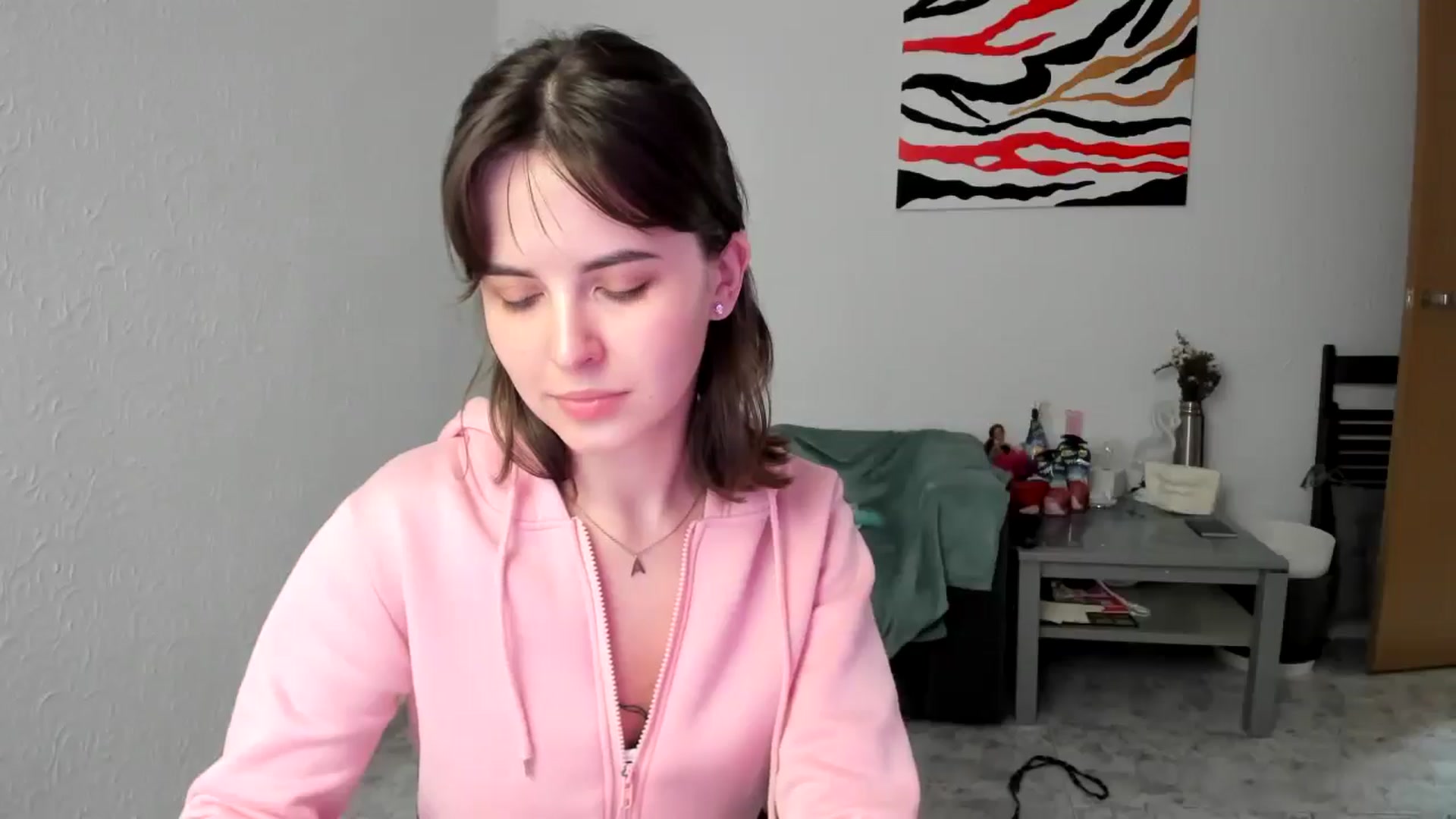 Gallery image thumbnail from AhahaGirl's myfreecams stream on, 04/18/2025, 16:25 image 18 of 20