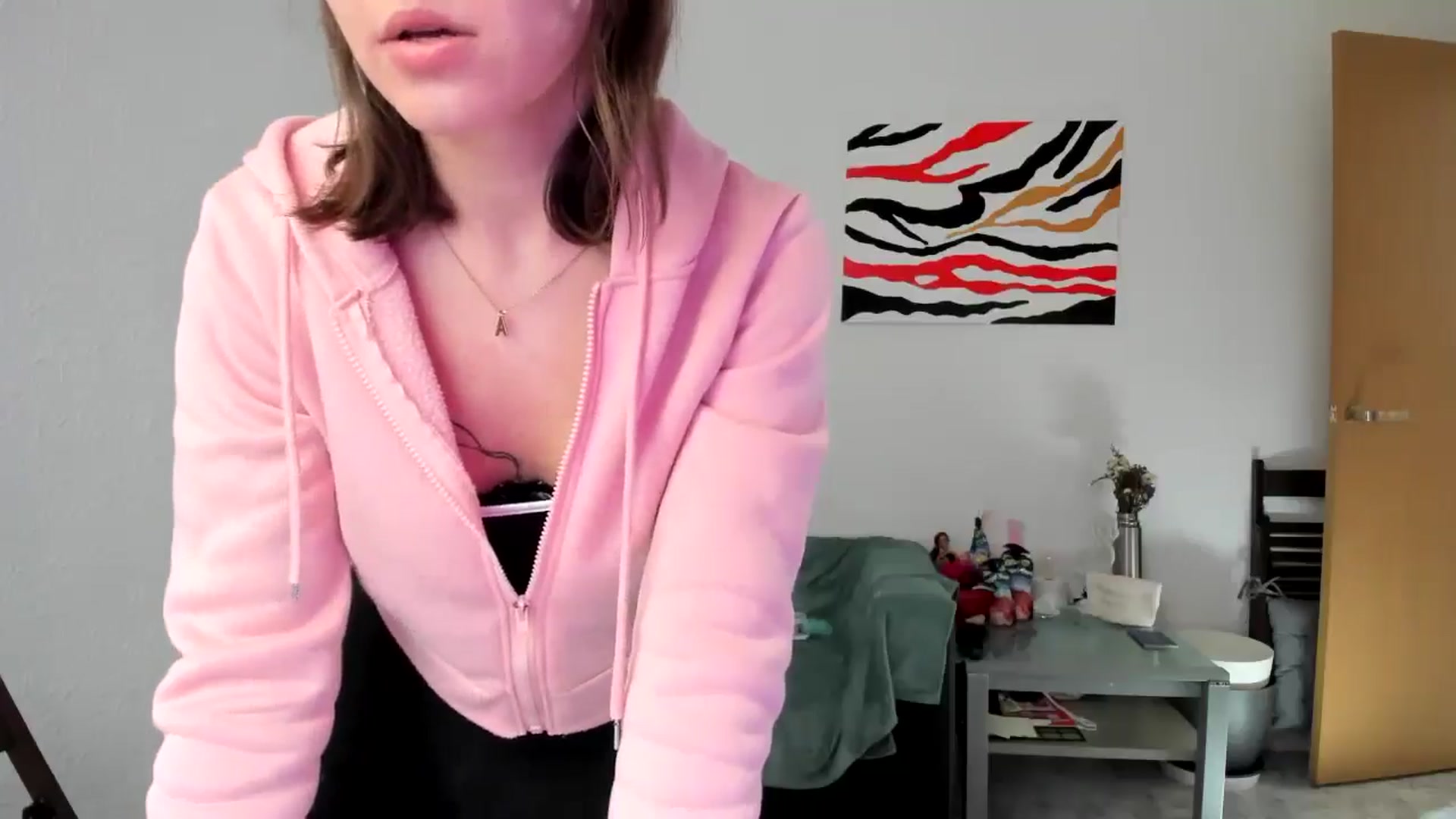 Gallery image thumbnail from AhahaGirl's myfreecams stream on, 04/18/2025, 16:25 image 2 of 20