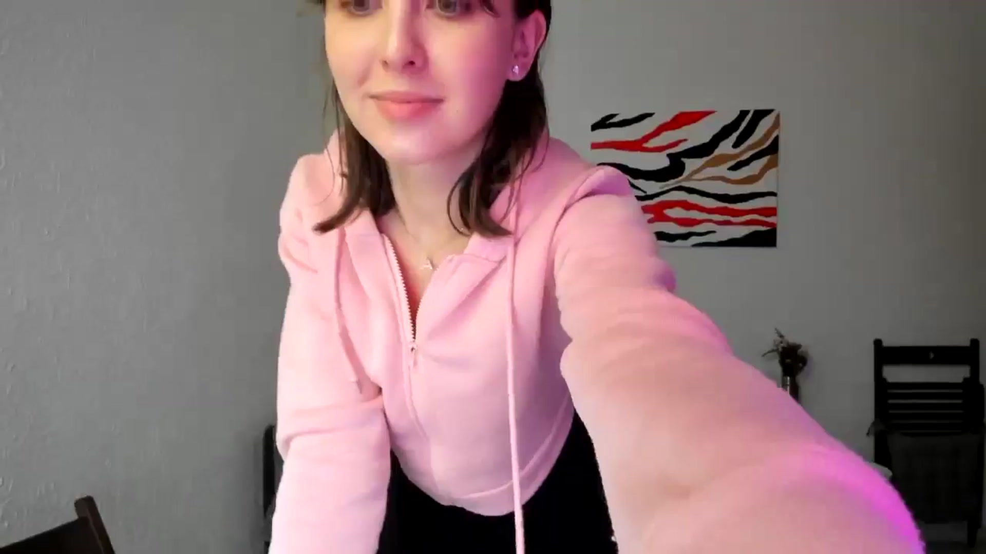 Gallery image thumbnail from AhahaGirl's myfreecams stream on, 04/18/2025, 18:09 image 11 of 20