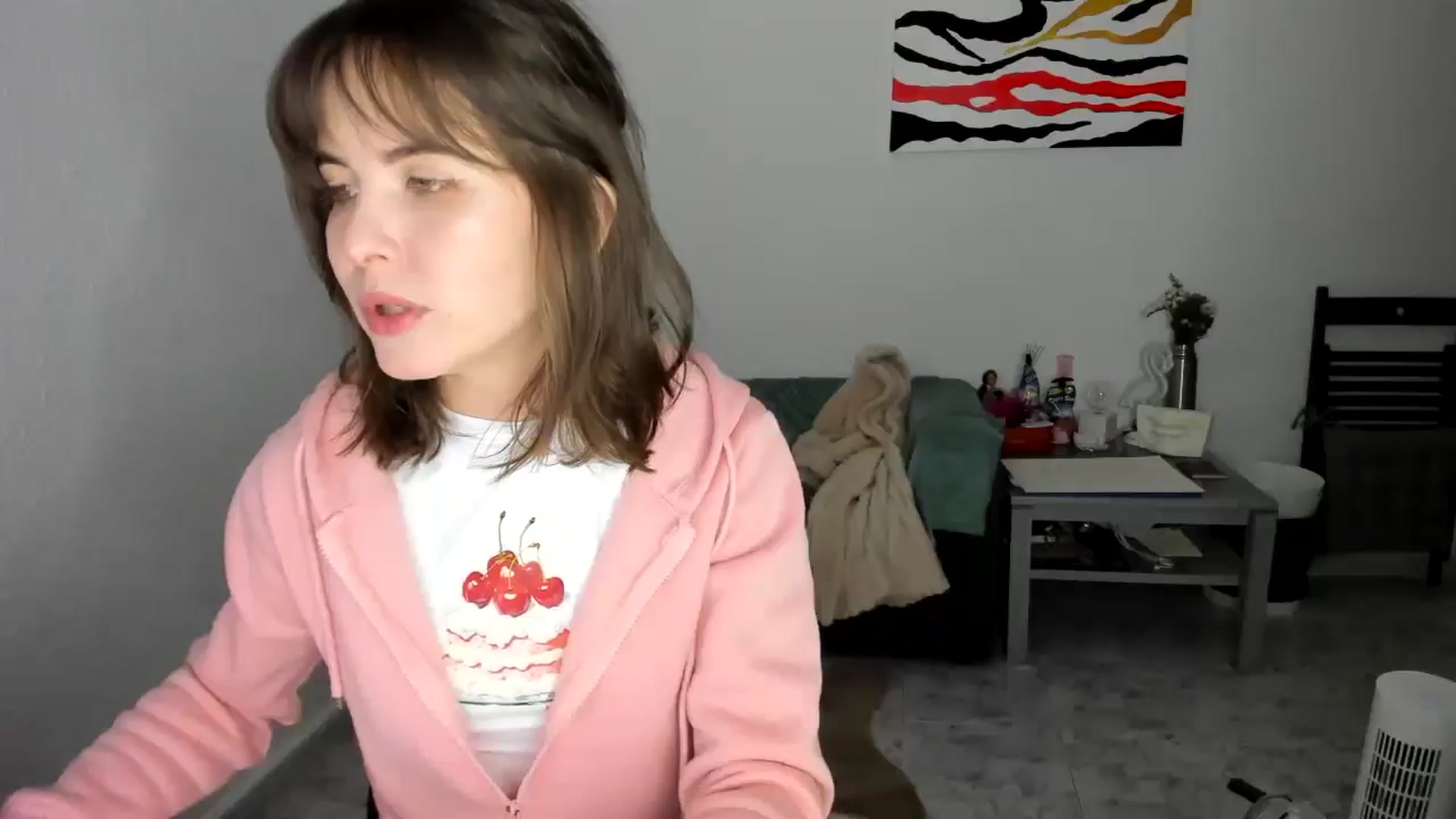 Gallery image thumbnail from AhahaGirl's myfreecams stream on, 04/22/2025, 19:04 image 2 of 20