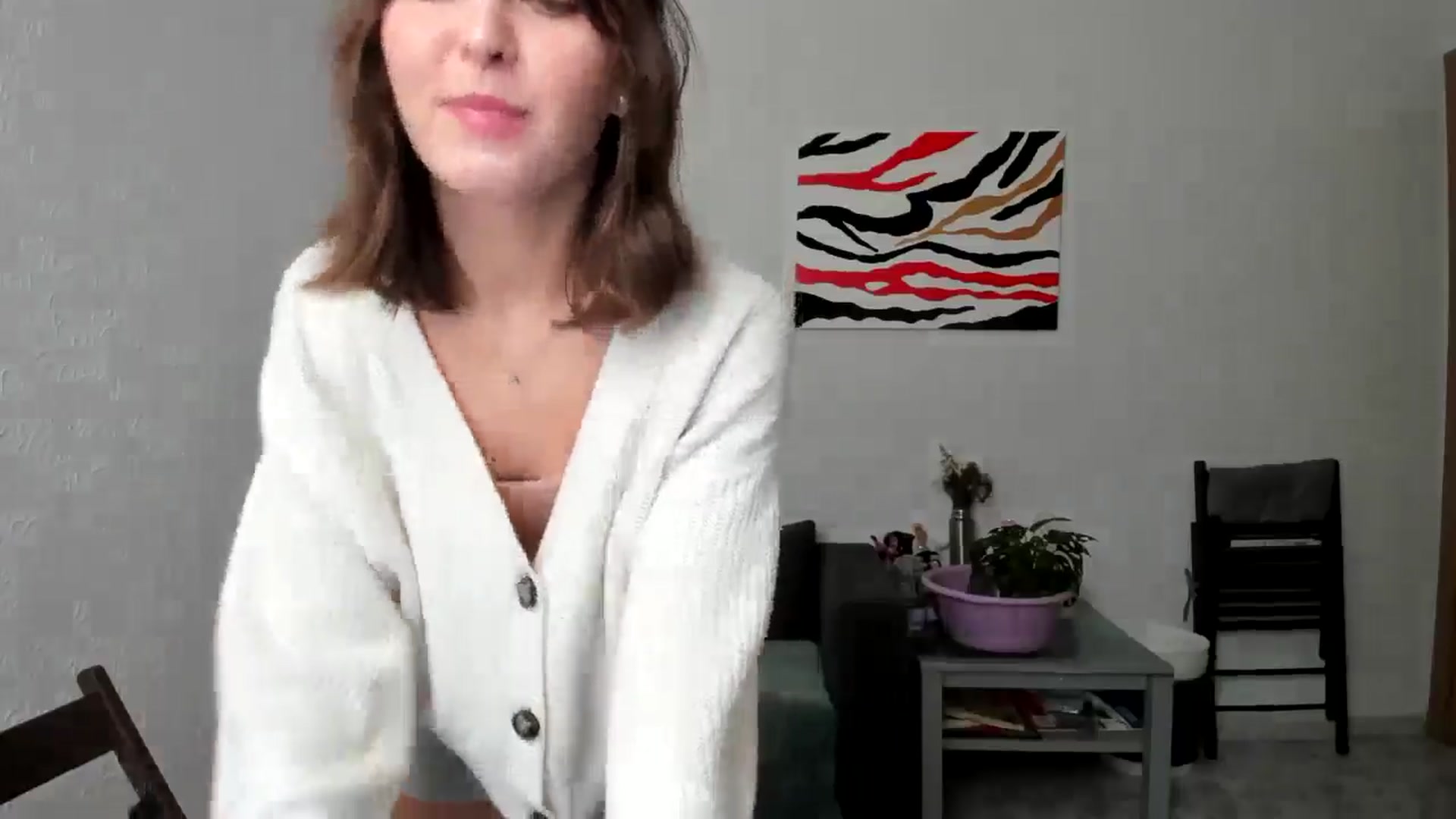 Gallery image thumbnail from AhahaGirl's myfreecams stream on, 05/03/2025, 14:12 image 14 of 20