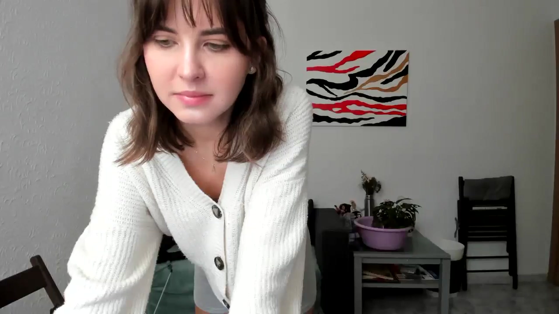 Gallery image thumbnail from AhahaGirl's myfreecams stream on, 05/03/2025, 14:12 image 13 of 20