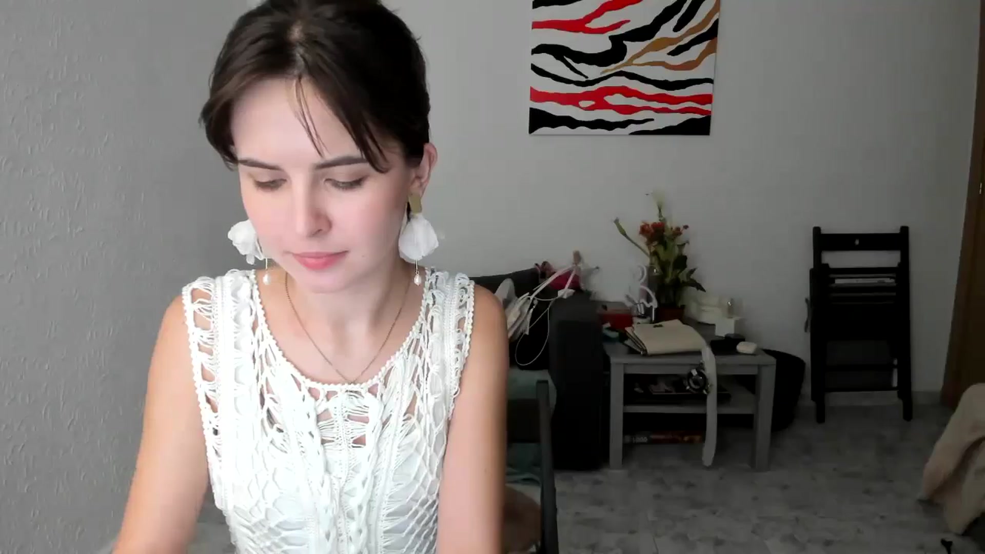 Gallery image thumbnail from AhahaGirl's myfreecams stream on, 05/12/2025, 16:54 image 13 of 20