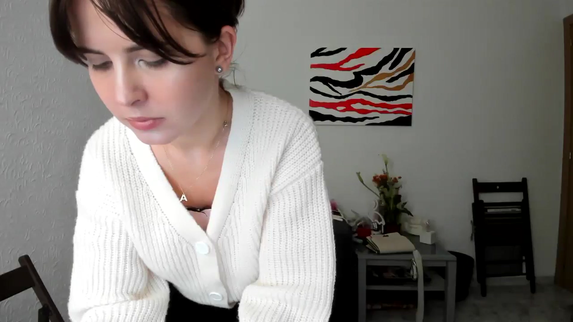 Gallery image thumbnail from AhahaGirl's myfreecams stream on, 05/15/2025, 16:38 image 13 of 20
