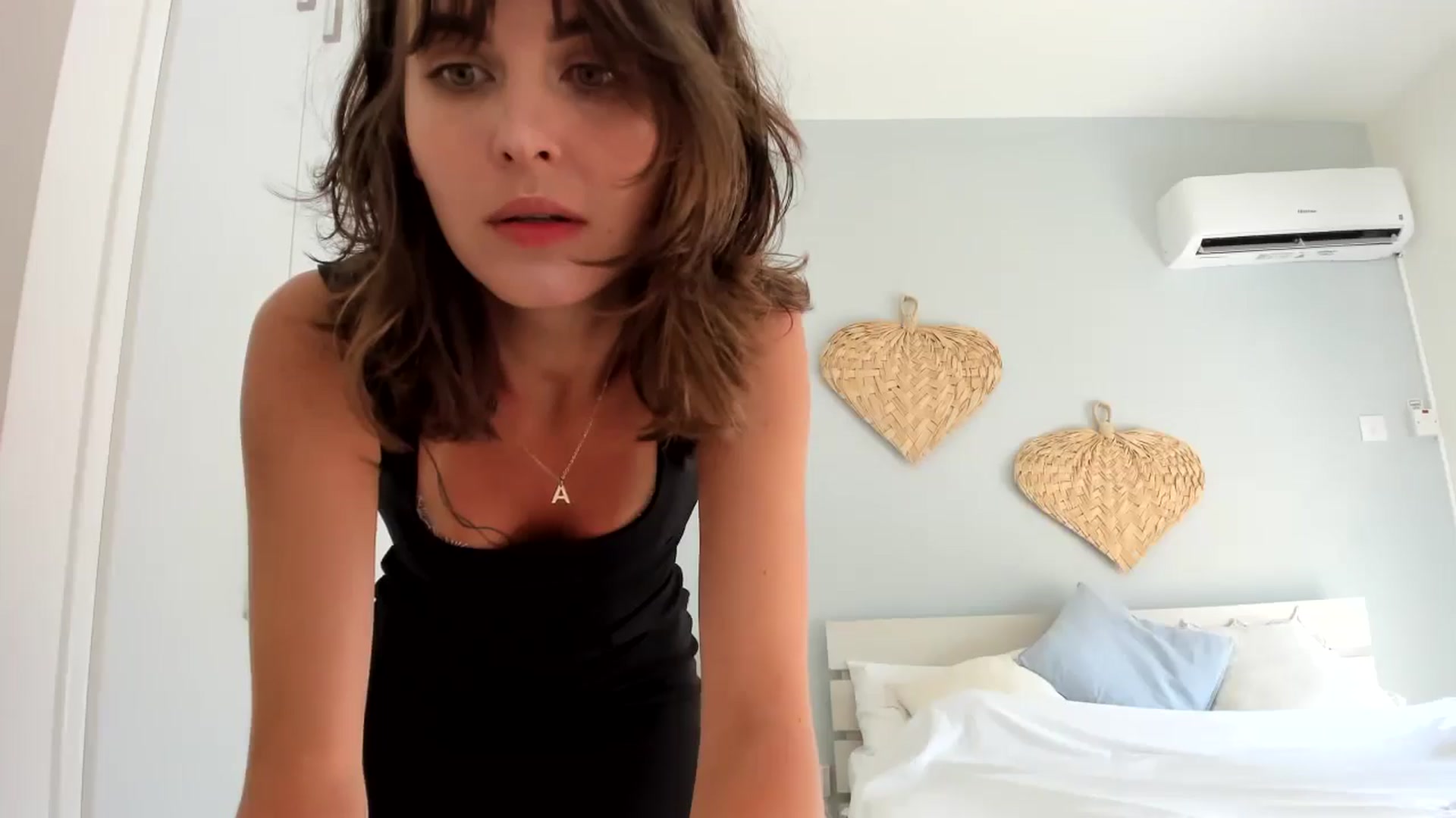 Gallery image thumbnail from AhahaGirl's myfreecams stream on, 05/21/2025, 12:41 image 19 of 20