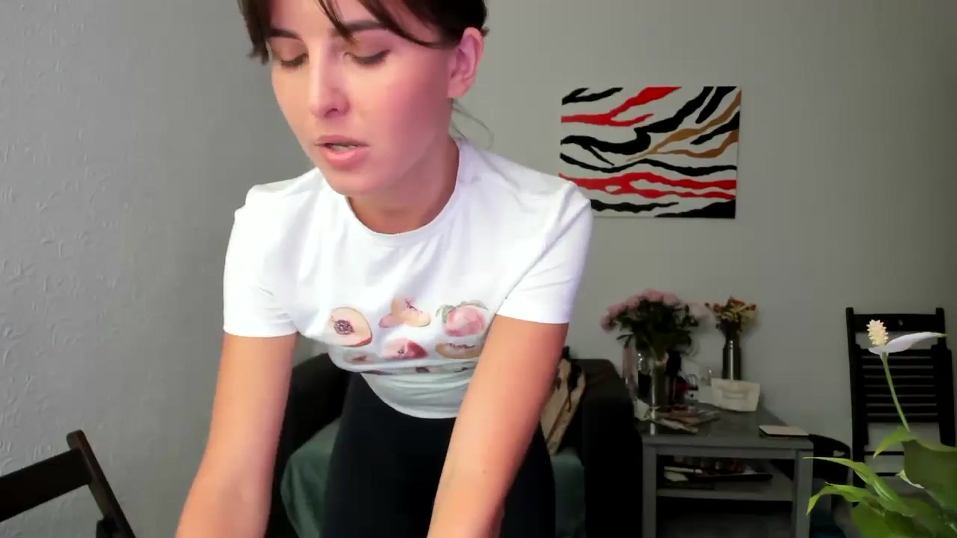 Gallery image thumbnail from AhahaGirl's myfreecams stream on, 06/04/2025, 14:44 image 7 of 20