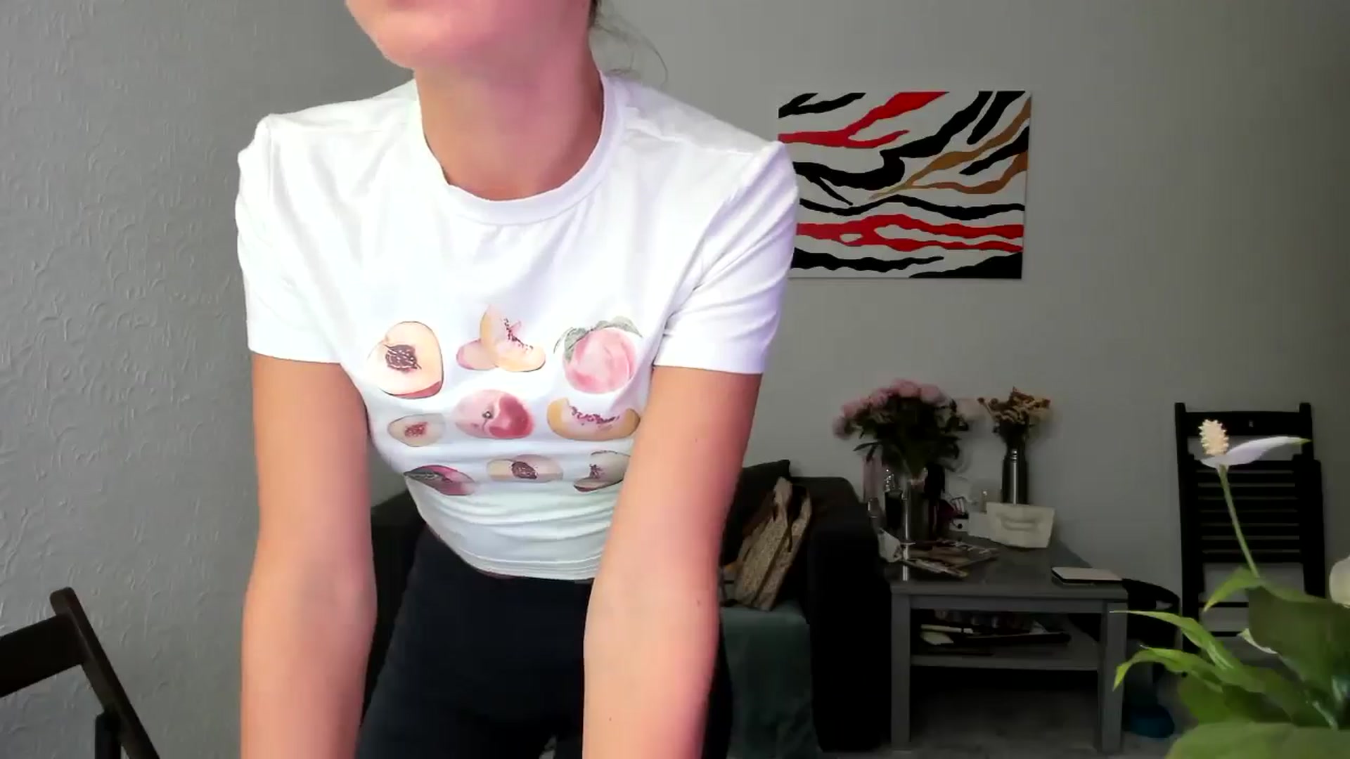 Gallery image thumbnail from AhahaGirl's myfreecams stream on, 06/04/2025, 14:44 image 20 of 20