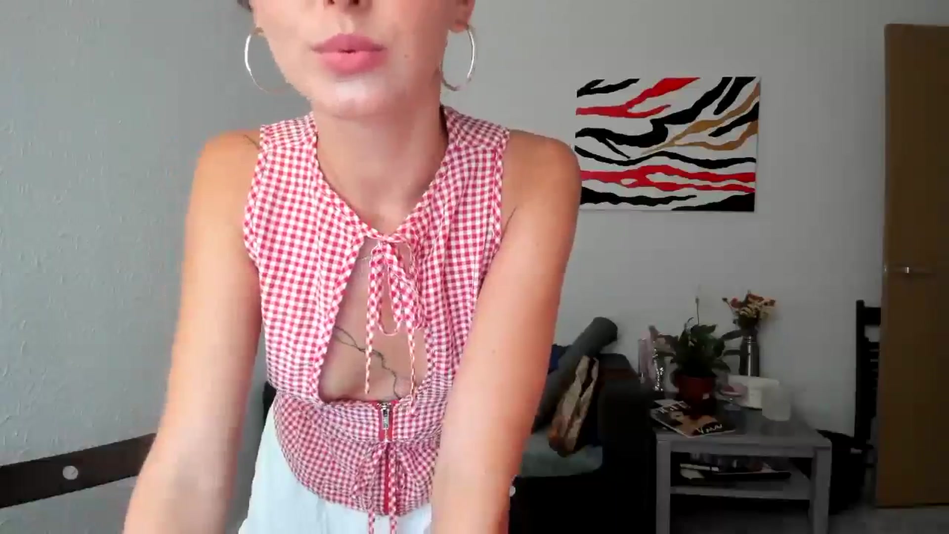 Gallery image thumbnail from AhahaGirl's myfreecams stream on, 06/10/2025, 16:43 image 10 of 20