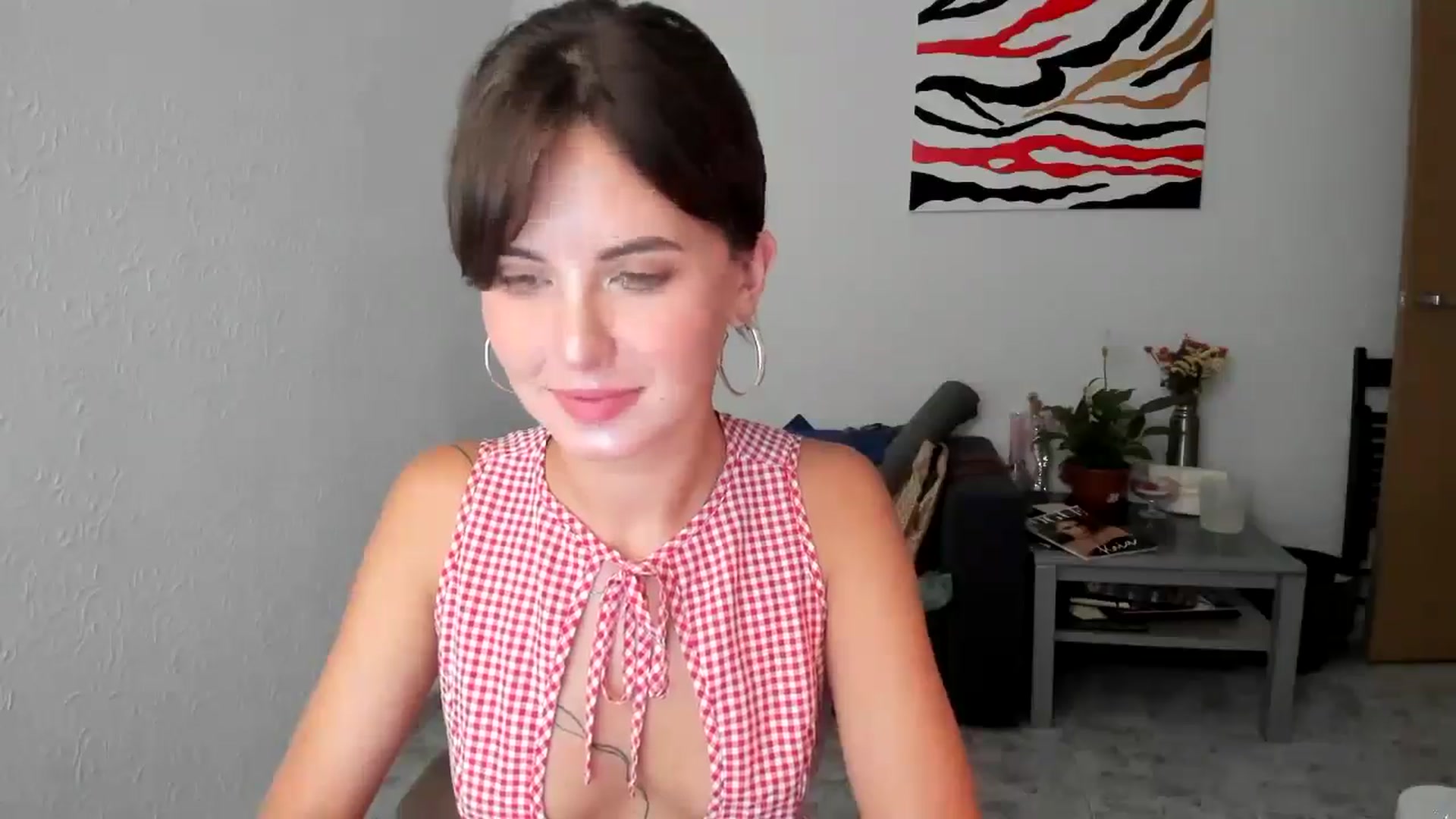 Gallery image thumbnail from AhahaGirl's myfreecams stream on, 06/10/2025, 16:43 image 15 of 20