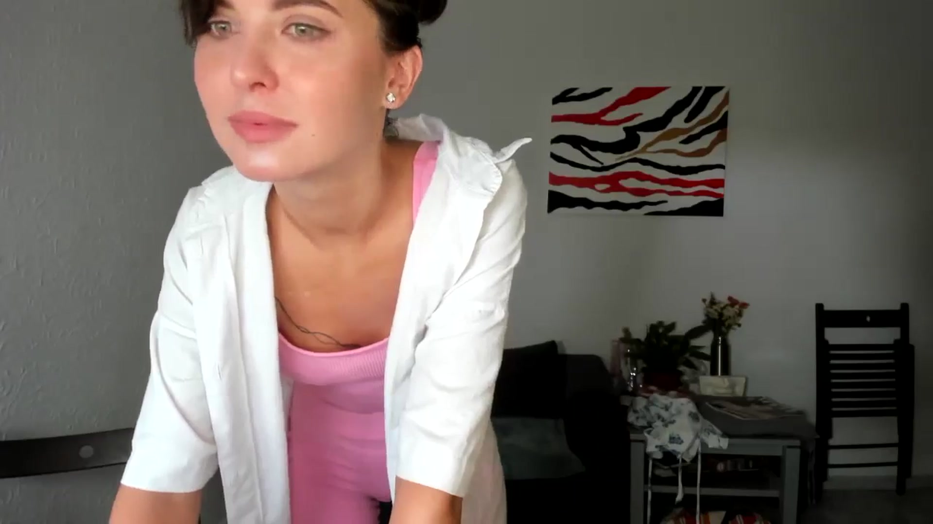 Gallery image thumbnail from AhahaGirl's myfreecams stream on, 06/20/2025, 14:01 image 17 of 20