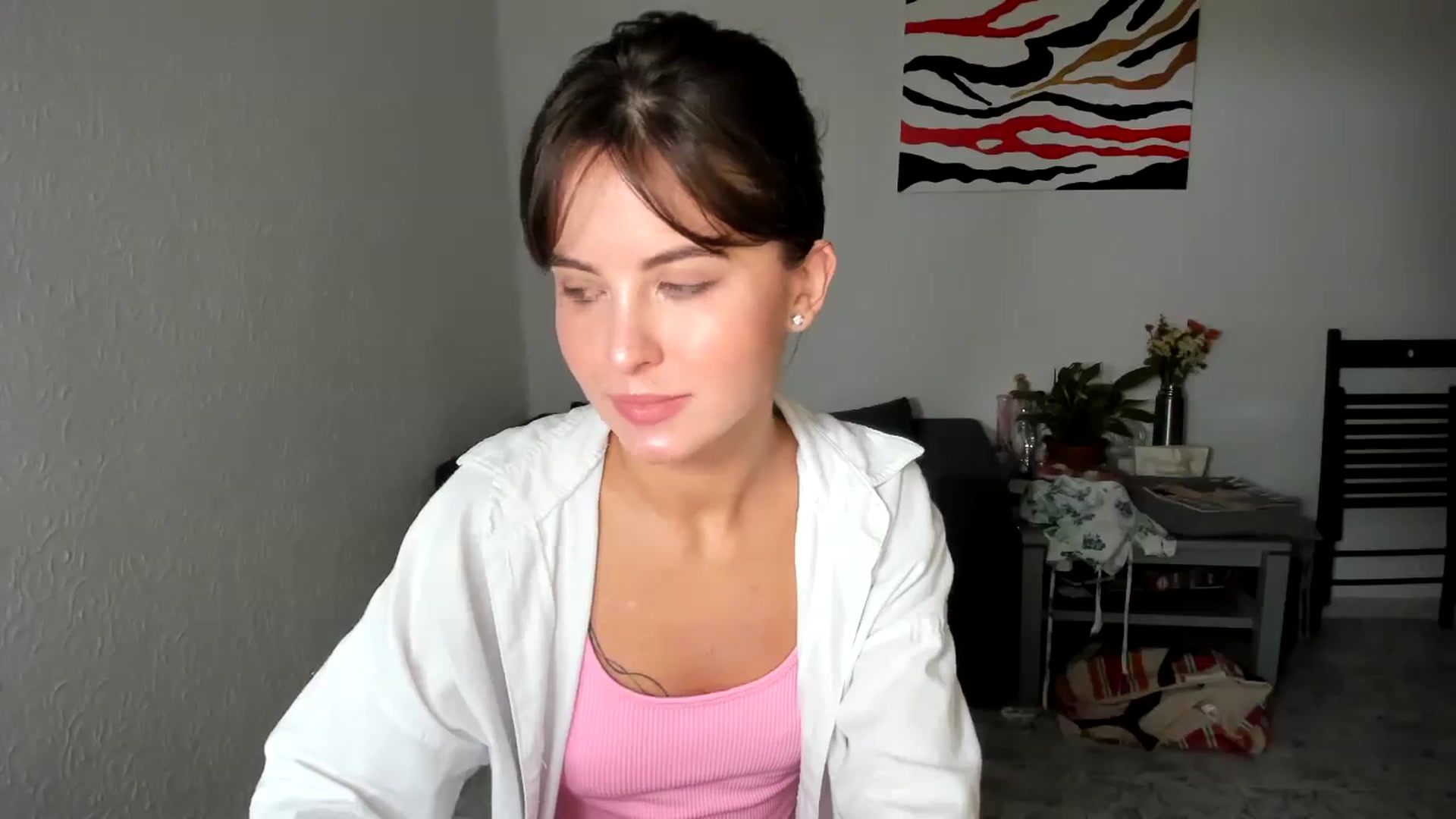 Gallery image thumbnail from AhahaGirl's myfreecams stream on, 06/20/2025, 14:01 image 12 of 20