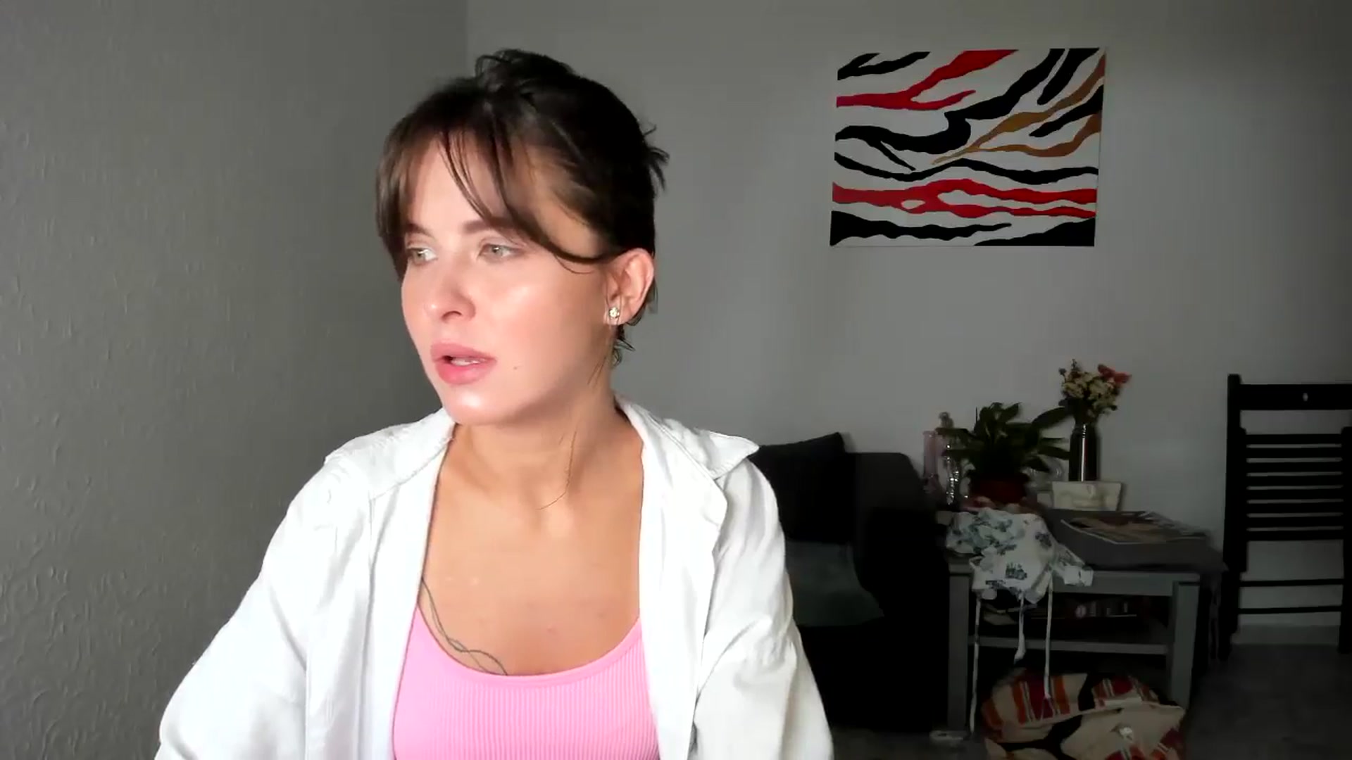 Gallery image thumbnail from AhahaGirl's myfreecams stream on, 06/20/2025, 14:01 image 4 of 20