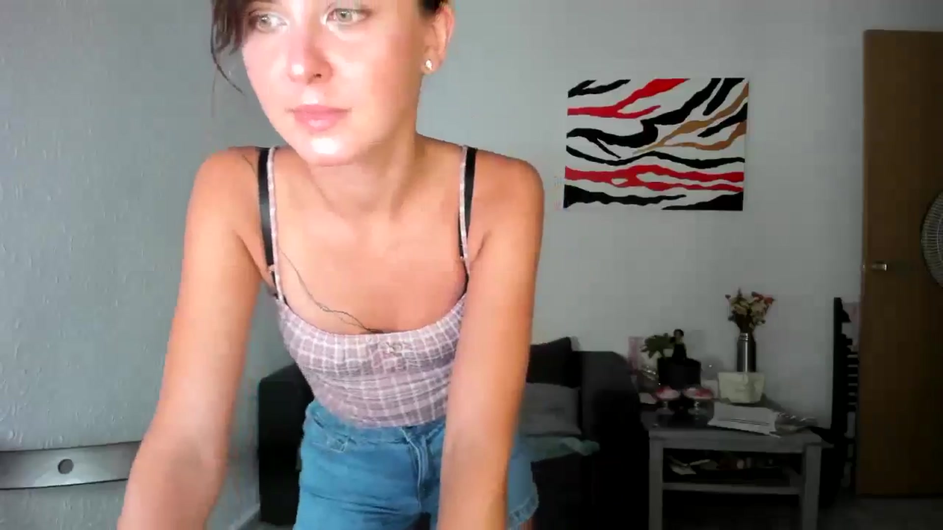Gallery image thumbnail from AhahaGirl's myfreecams stream on, 06/23/2025, 13:47 image 4 of 20