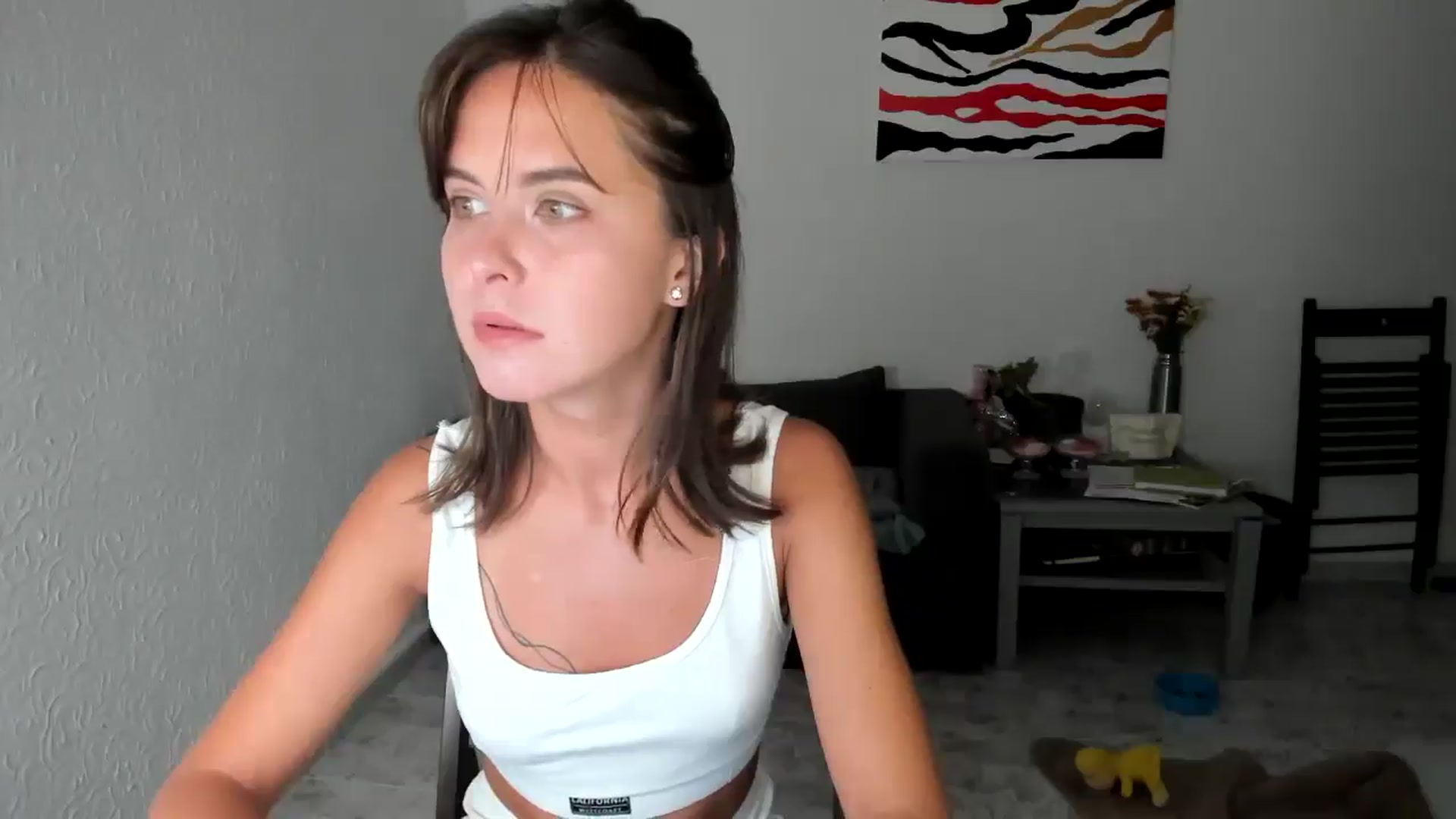 Gallery image thumbnail from AhahaGirl's myfreecams stream on, 06/24/2025, 15:25 image 17 of 20