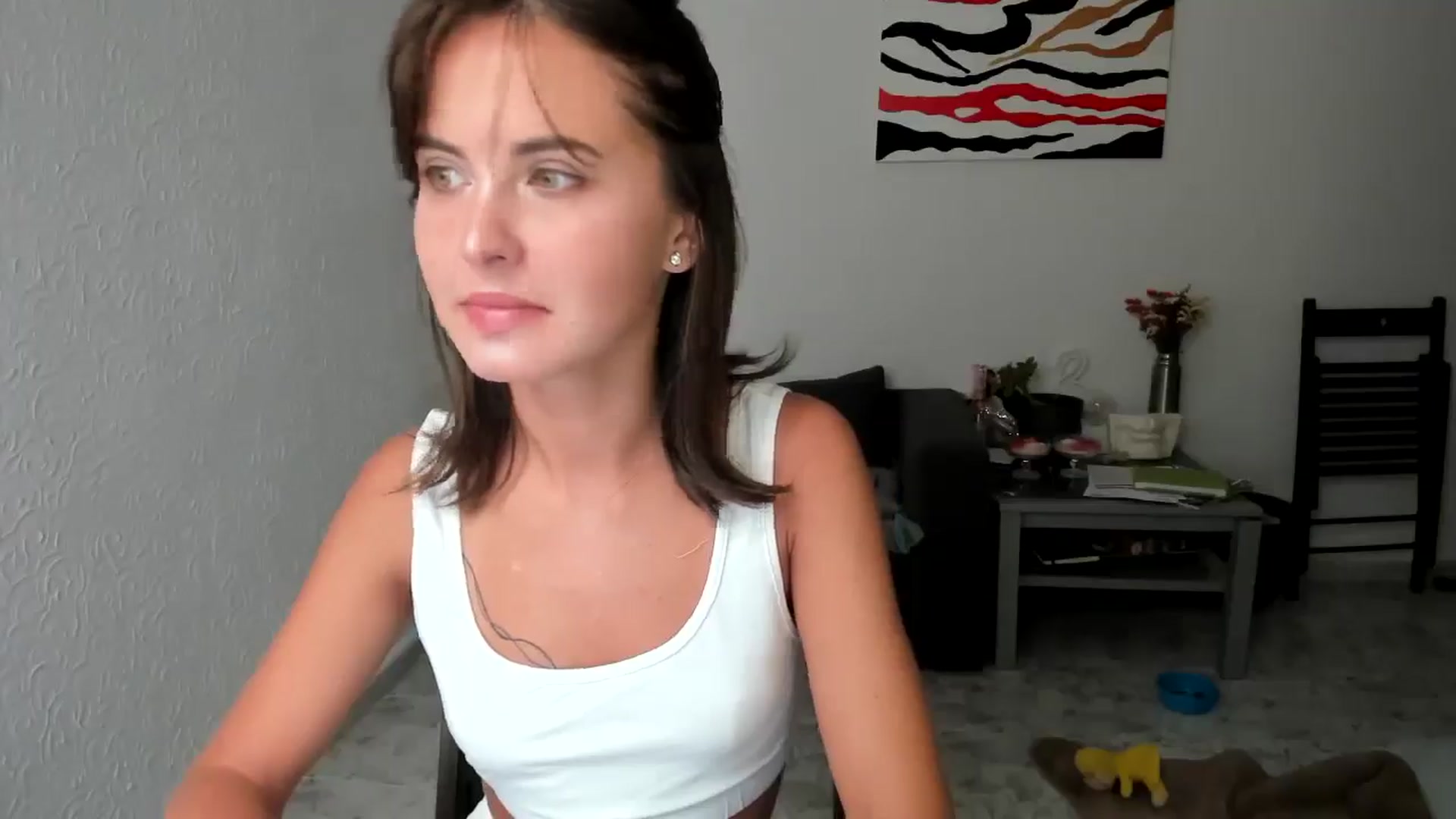 Gallery image thumbnail from AhahaGirl's myfreecams stream on, 06/24/2025, 15:25 image 18 of 20