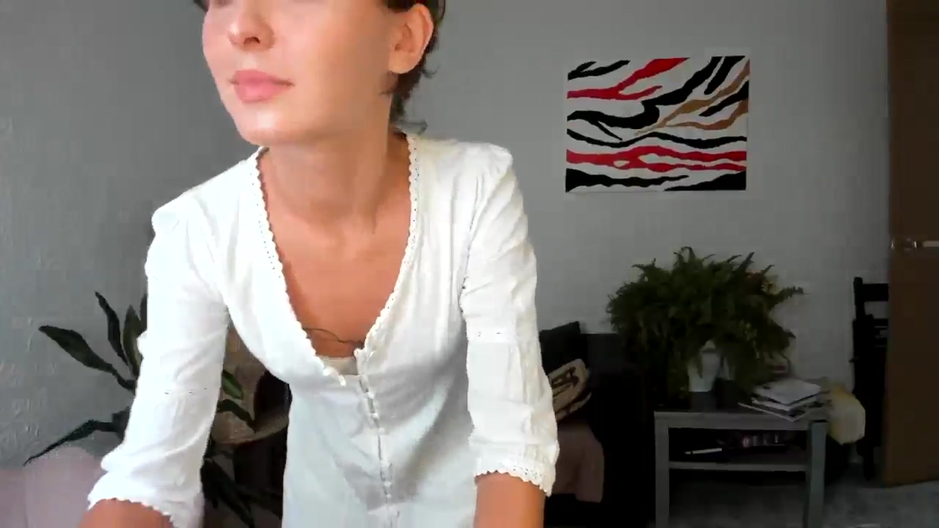 Gallery image thumbnail from AhahaGirl's myfreecams stream on, 07/04/2025, 14:04 image 6 of 20