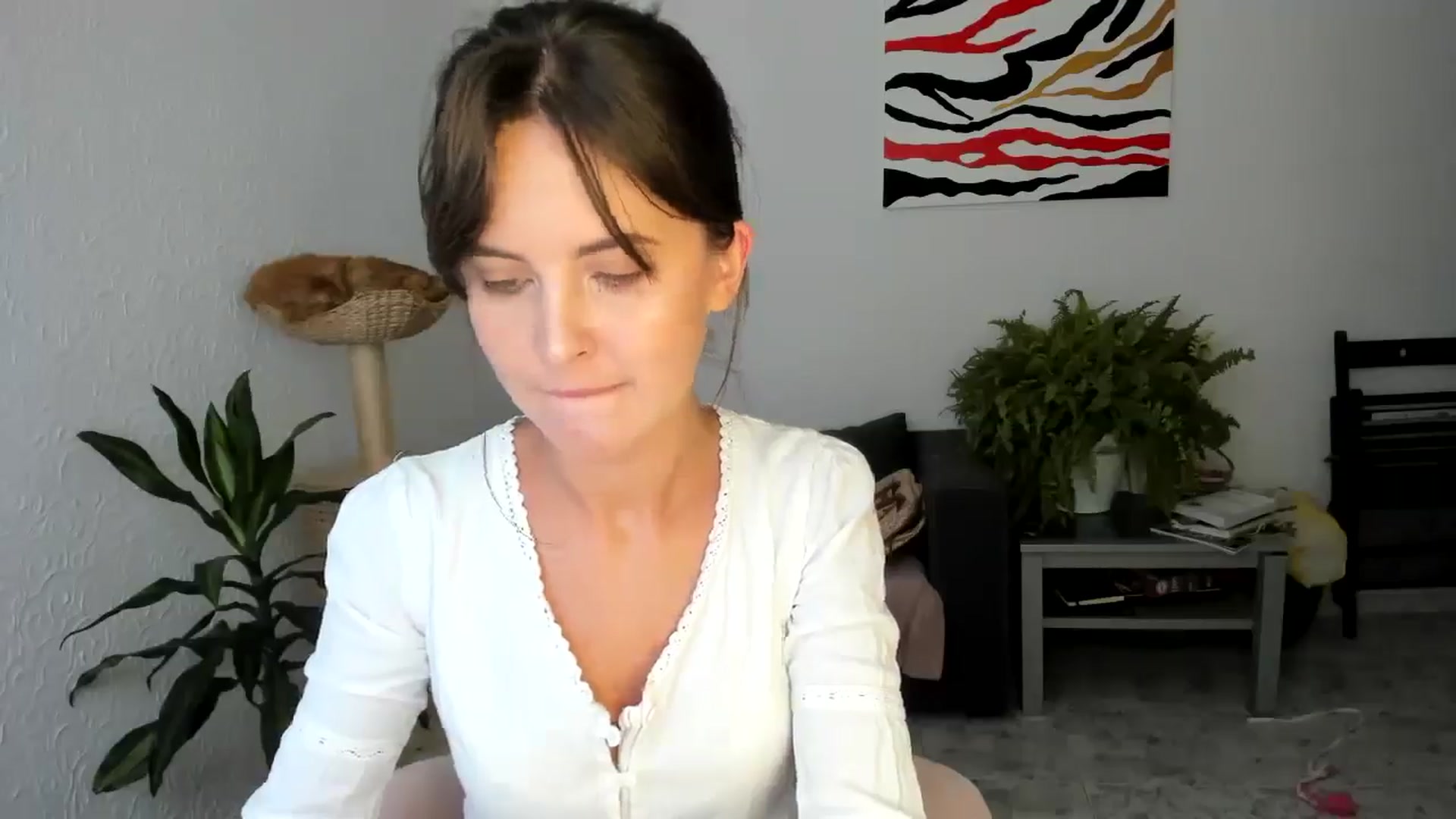 Gallery image thumbnail from AhahaGirl's myfreecams stream on, 07/04/2025, 16:05 image 4 of 20