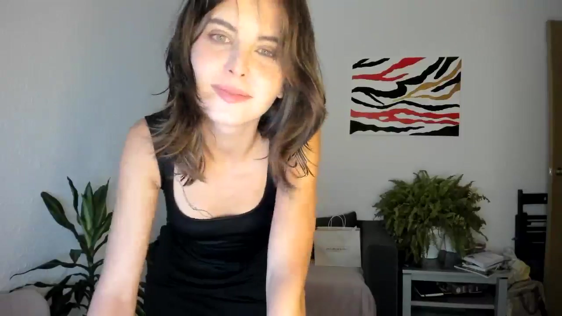 Gallery image thumbnail from AhahaGirl's myfreecams stream on, 07/08/2025, 18:36 image 4 of 20