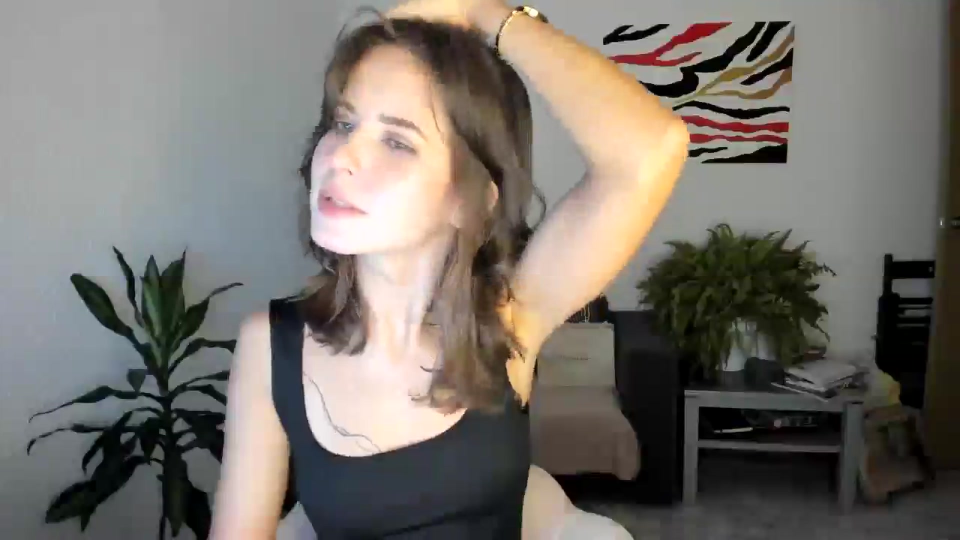 Gallery image thumbnail from AhahaGirl's myfreecams stream on, 07/08/2025, 18:36 image 15 of 20