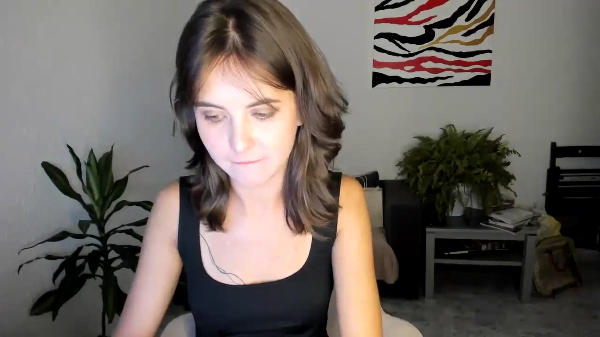 Gallery image thumbnail from AhahaGirl's myfreecams stream on, 07/08/2025, 20:59 image 14 of 20