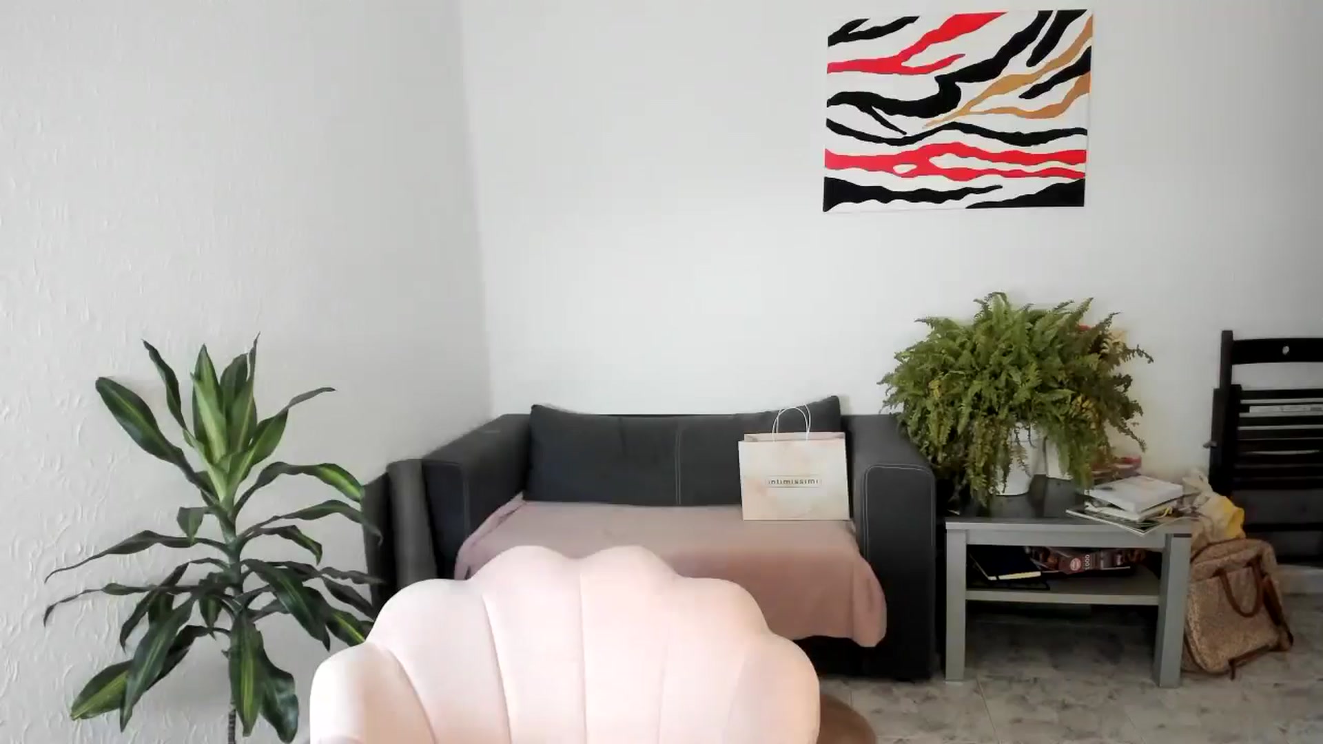 Gallery image thumbnail from AhahaGirl's myfreecams stream on, 07/09/2025, 14:03 image 3 of 20