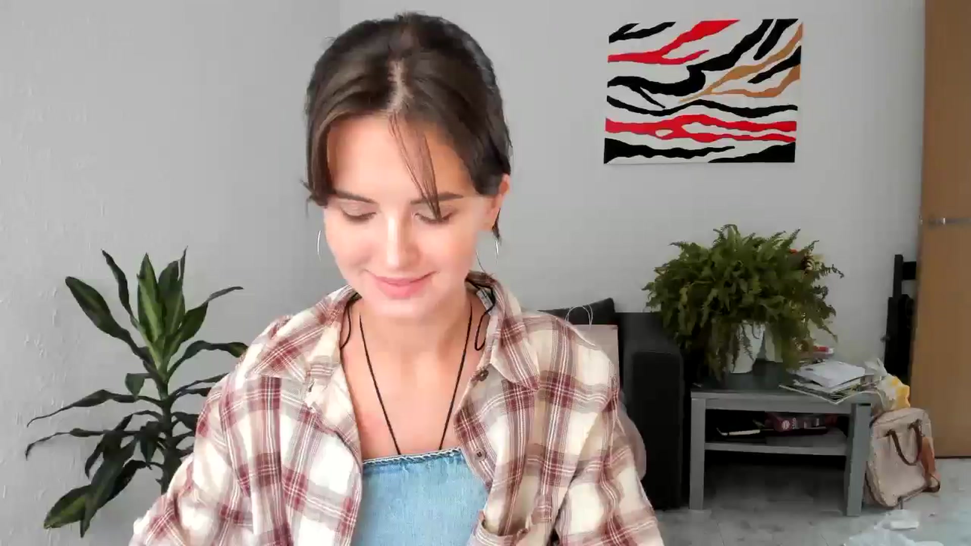 Gallery image thumbnail from AhahaGirl's myfreecams stream on, 07/09/2025, 15:20 image 12 of 20