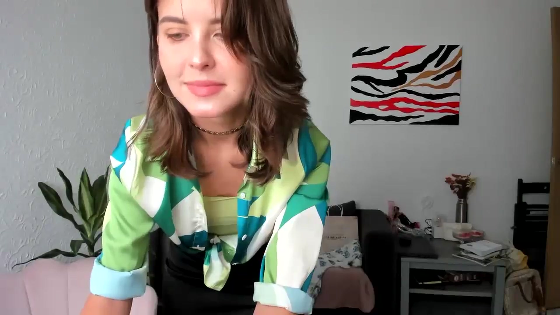 Gallery image thumbnail from AhahaGirl's myfreecams stream on, 07/10/2025, 13:18 image 4 of 20