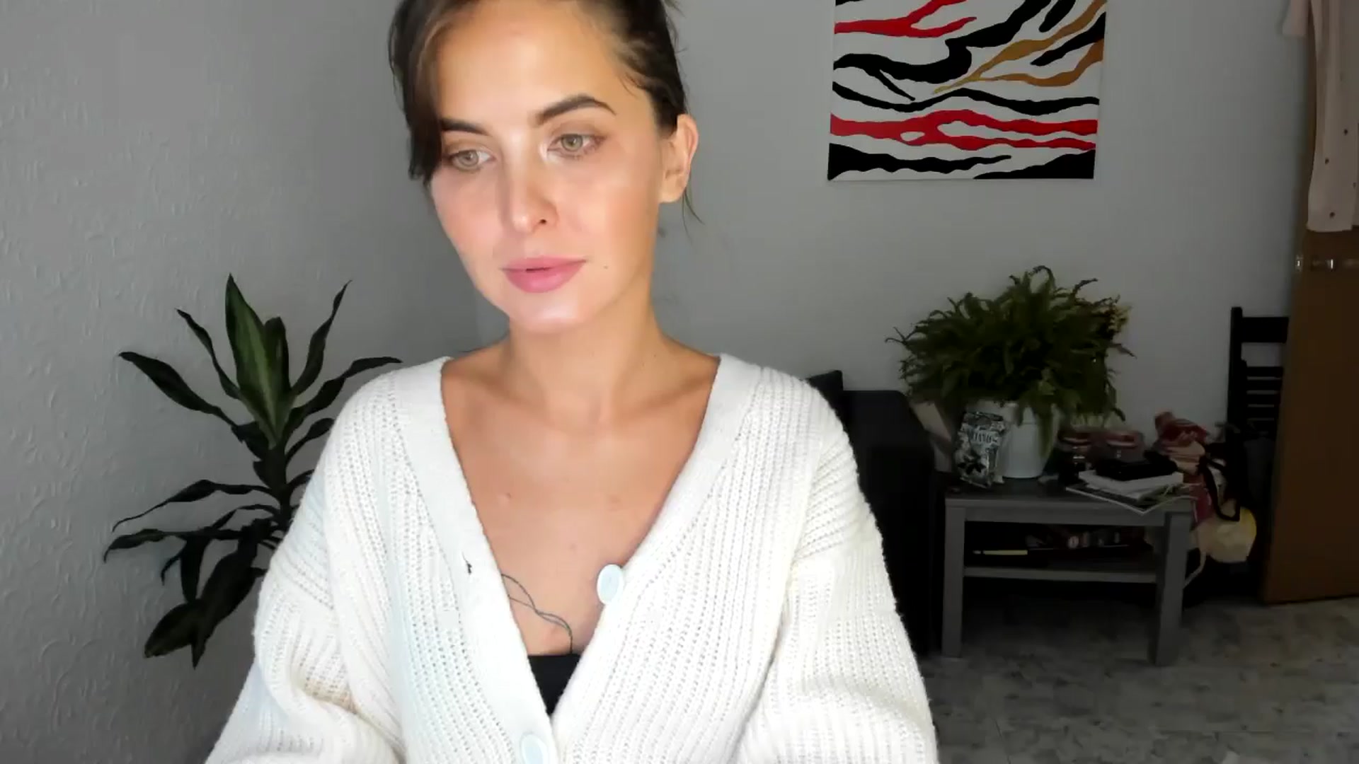 Gallery image thumbnail from AhahaGirl's myfreecams stream on, 07/15/2025, 18:24 image 16 of 20