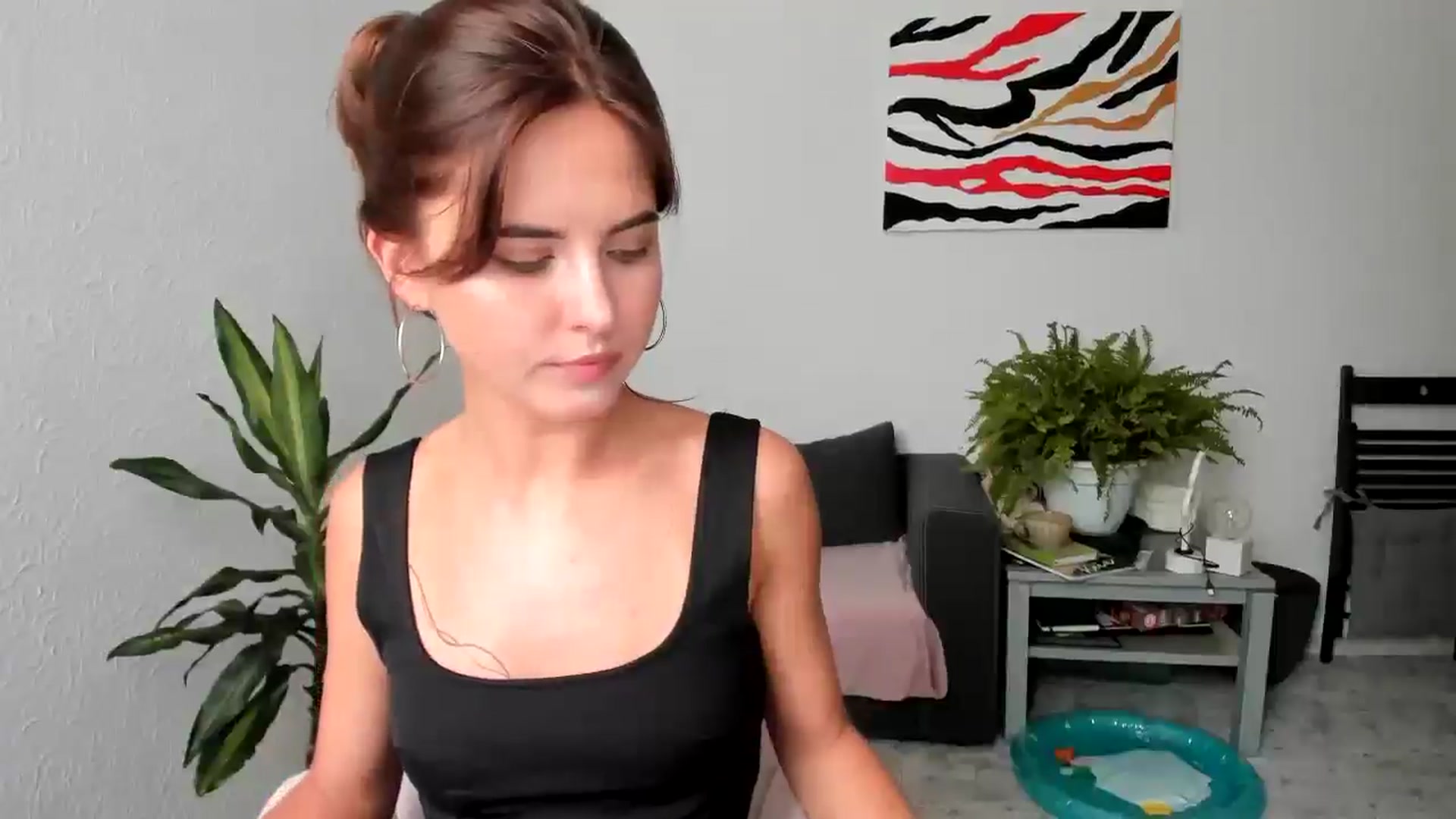 Gallery image thumbnail from AhahaGirl's myfreecams stream on, 07/25/2025, 14:25 image 17 of 20