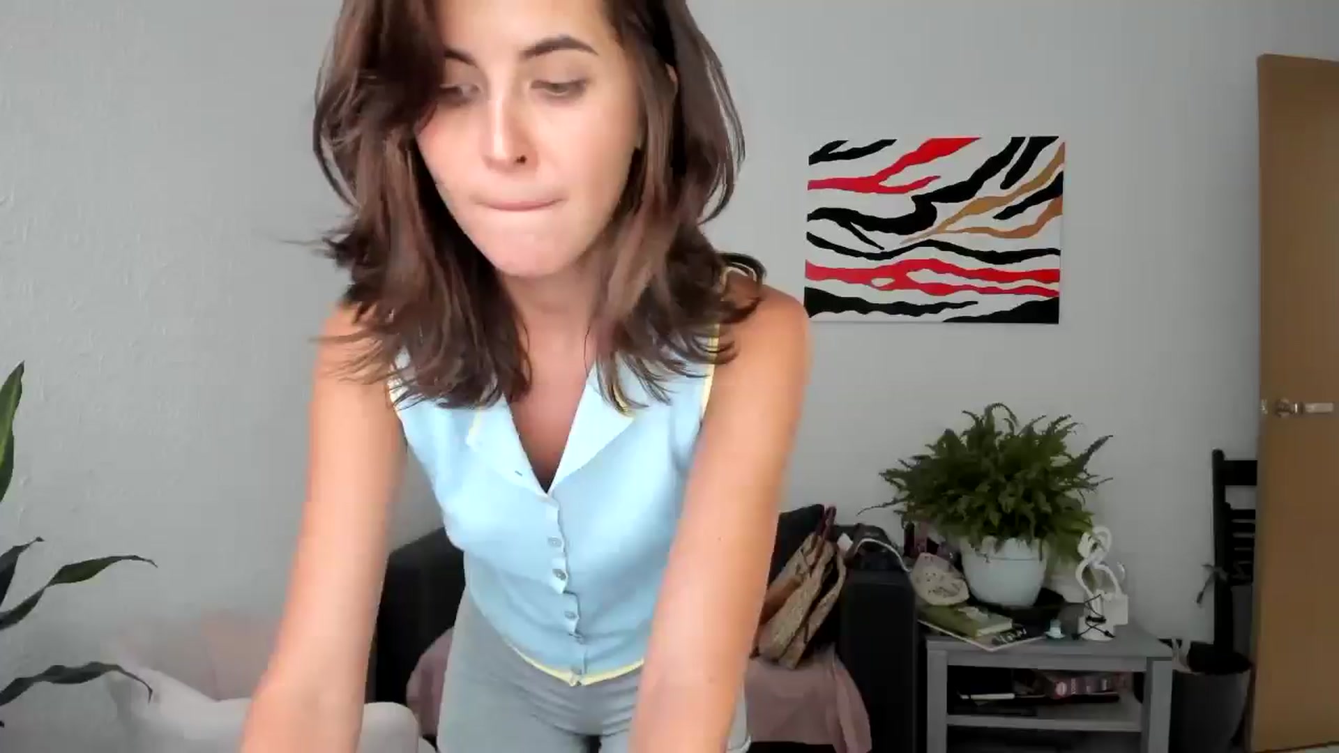 Gallery image thumbnail from AhahaGirl's myfreecams stream on, 07/29/2025, 17:47 image 6 of 20