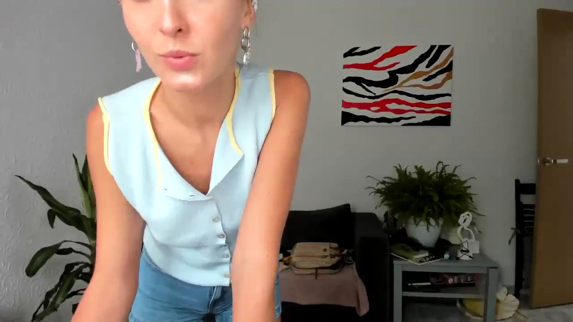 Gallery image thumbnail from AhahaGirl's myfreecams stream on, 07/31/2025, 13:56 image 2 of 20