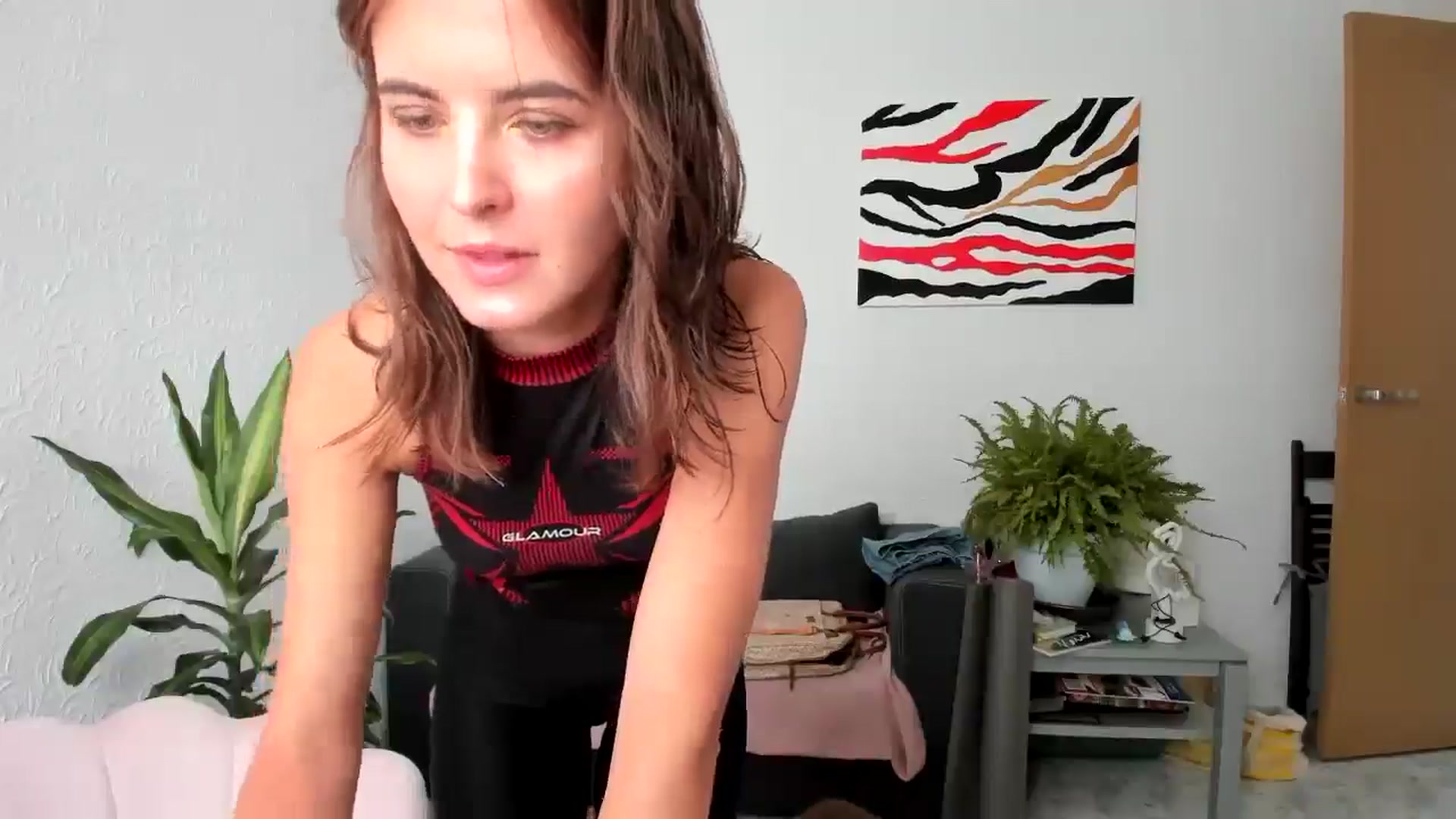 Gallery image thumbnail from AhahaGirl's myfreecams stream on, 08/01/2025, 13:27 image 5 of 20