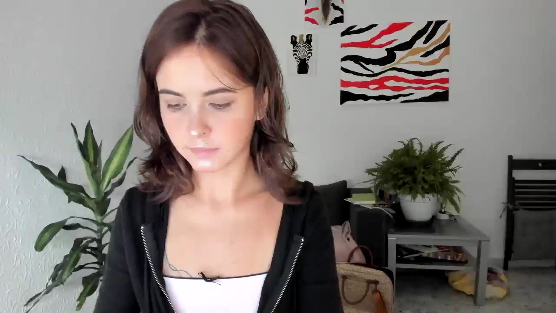 Gallery image thumbnail from AhahaGirl's myfreecams stream on, 08/06/2025, 12:34 image 16 of 20