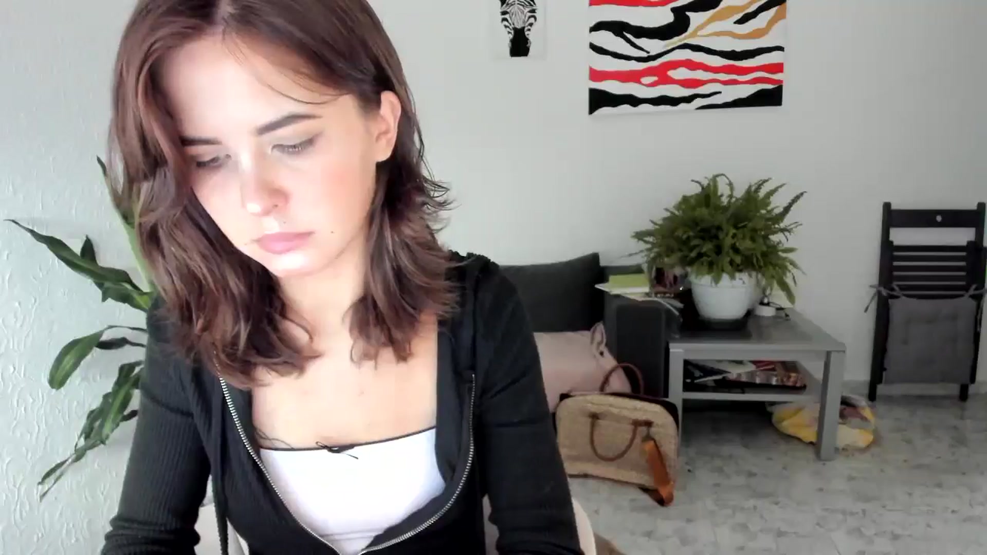 Gallery image thumbnail from AhahaGirl's myfreecams stream on, 08/06/2025, 12:34 image 2 of 20