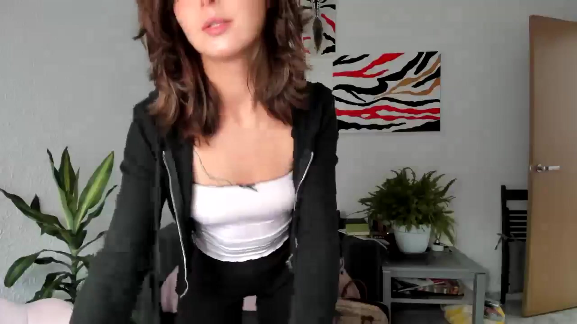 Gallery image thumbnail from AhahaGirl's myfreecams stream on, 08/06/2025, 13:06 image 15 of 20