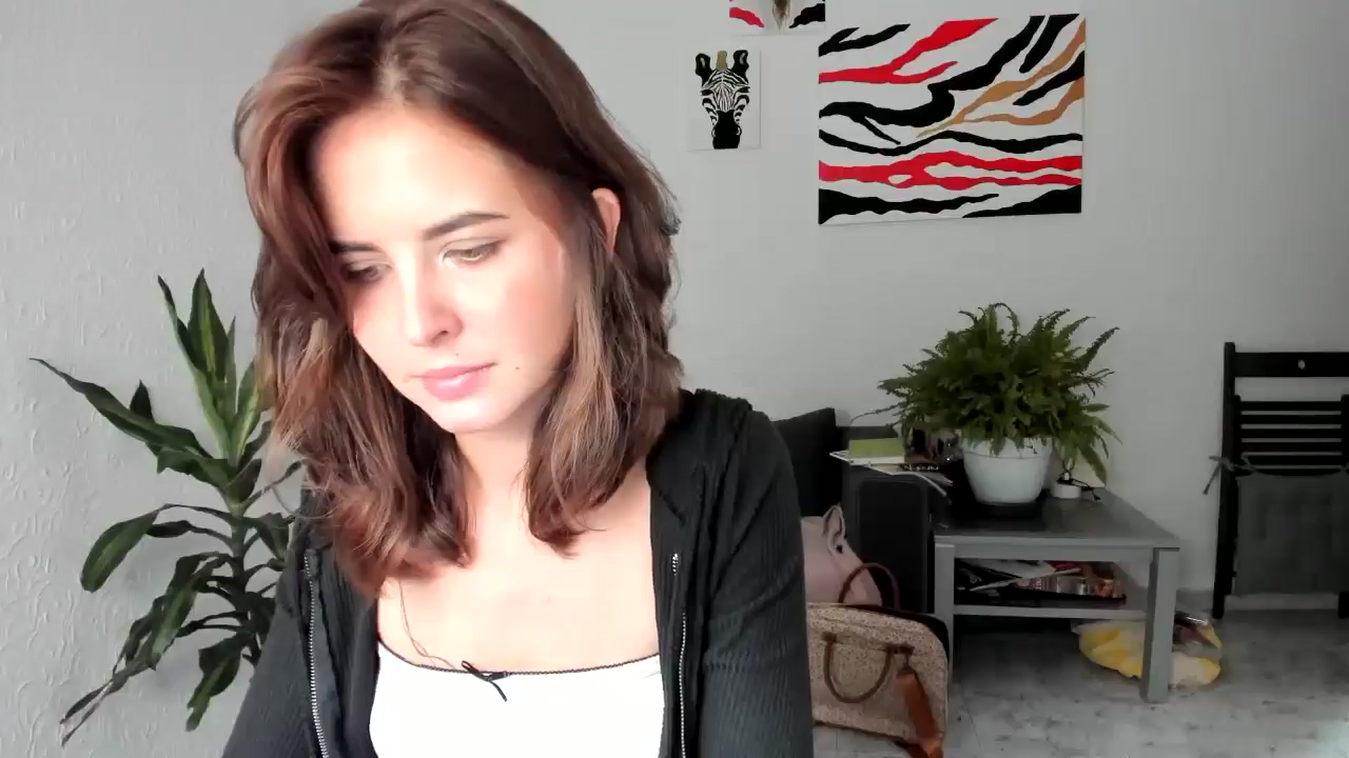 Gallery image thumbnail from AhahaGirl's myfreecams stream on, 08/06/2025, 14:17 image 11 of 20